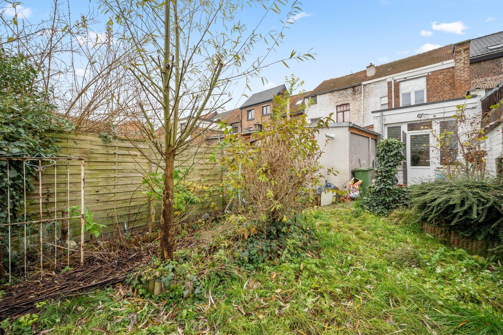 Gezinswoning met 3 slaapkamers en tuin foto 21