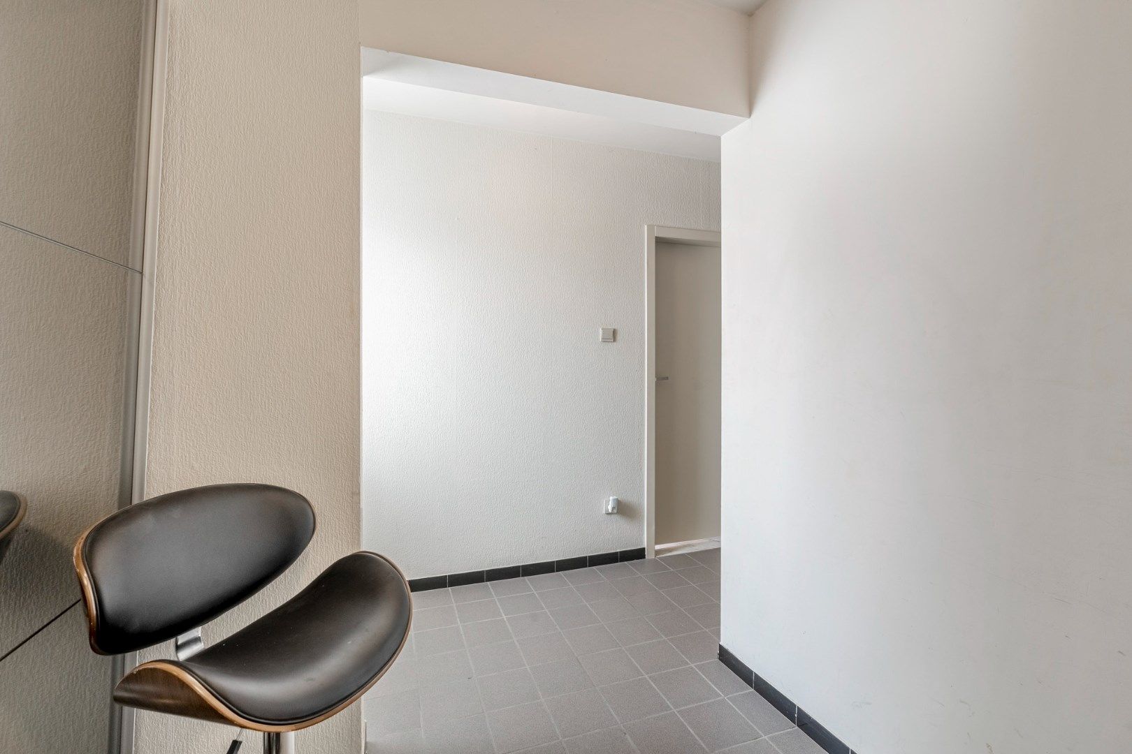 Gelijkvloers appartement met 2 slaapkamers,  ideaal voor starters of als investeringseigendom. foto 5