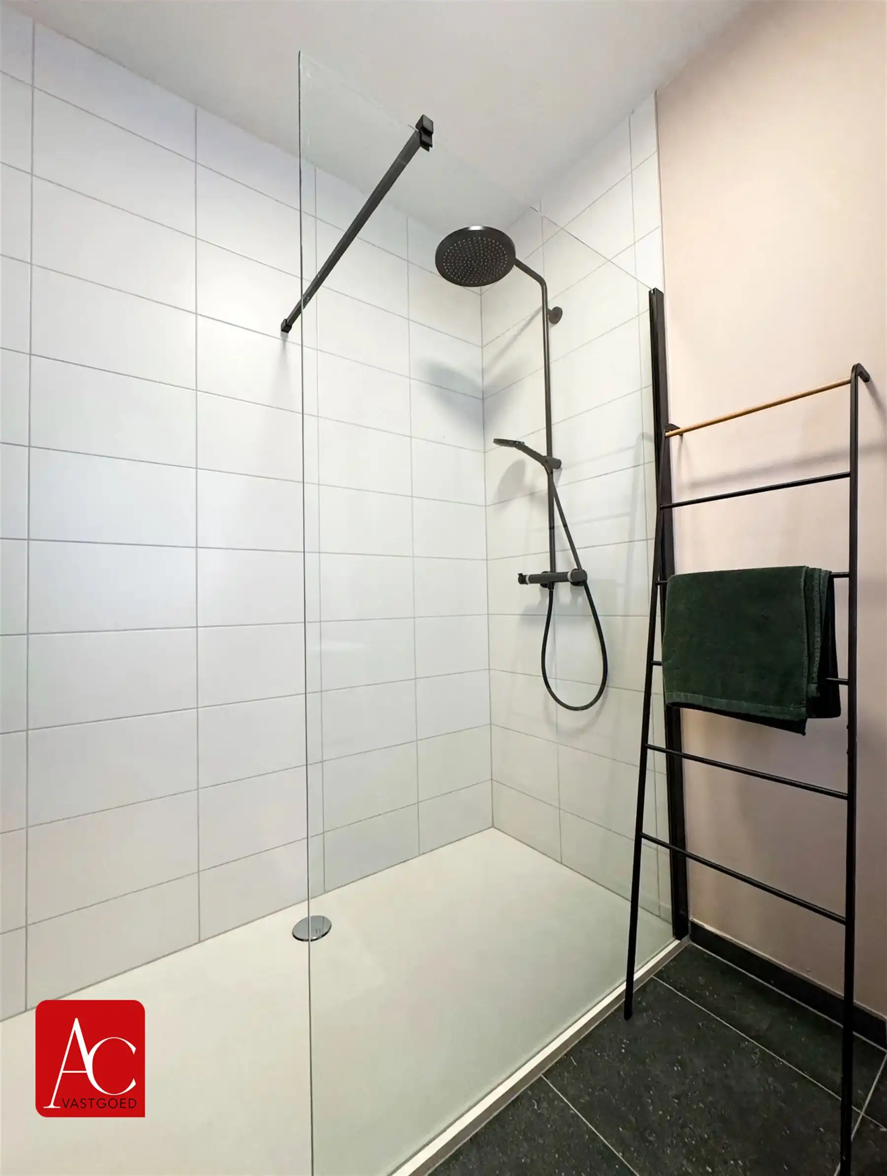 Ruim 1-slaapkamerappartement (90 m²) te Bevere foto 16