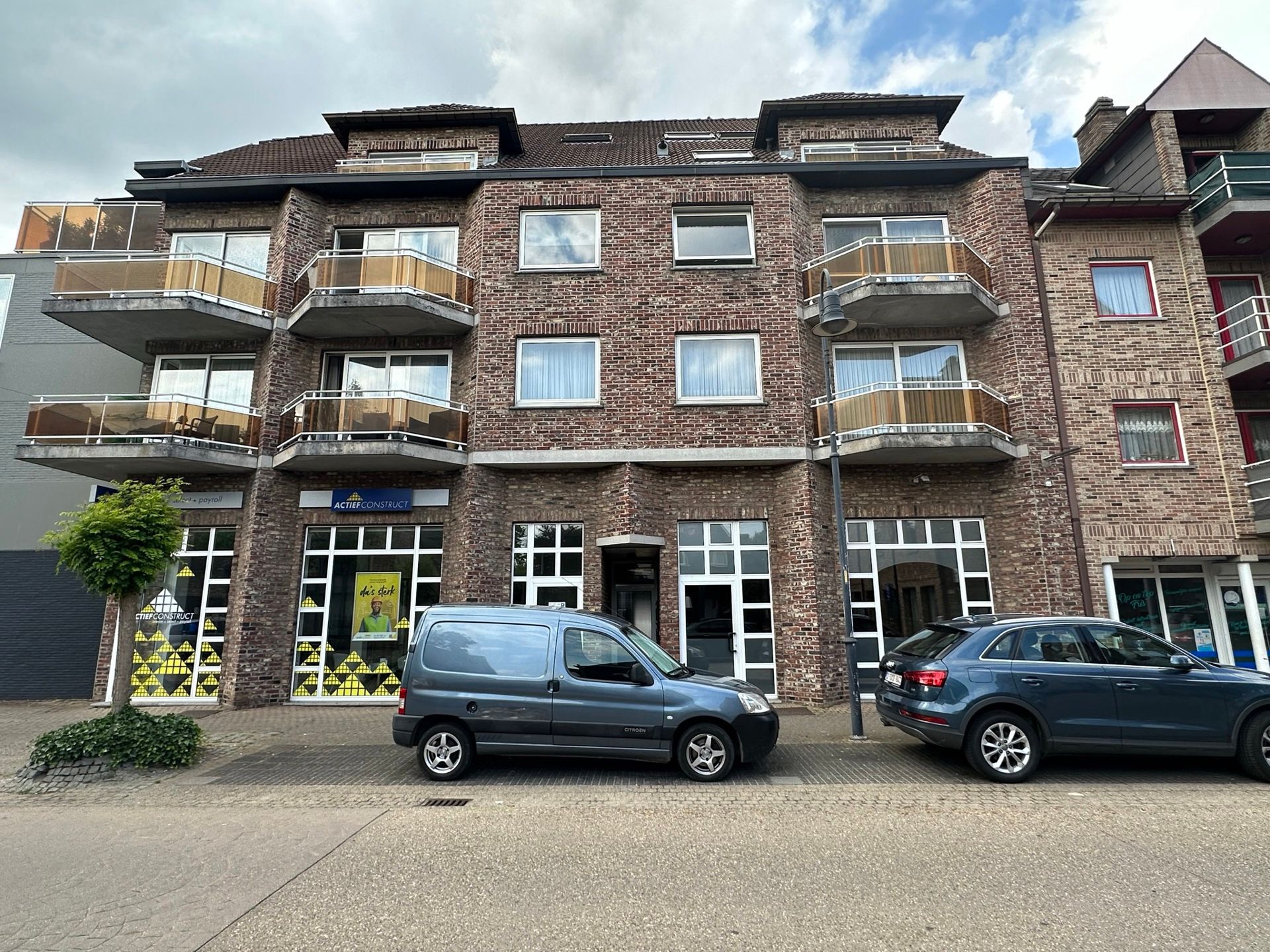 Commerciële ruimte te huur foto 3