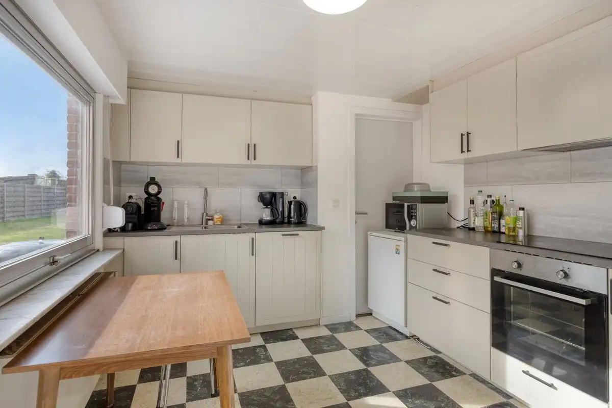 Charmante woning met ruime tuin en weids landelijk uitzicht foto 8