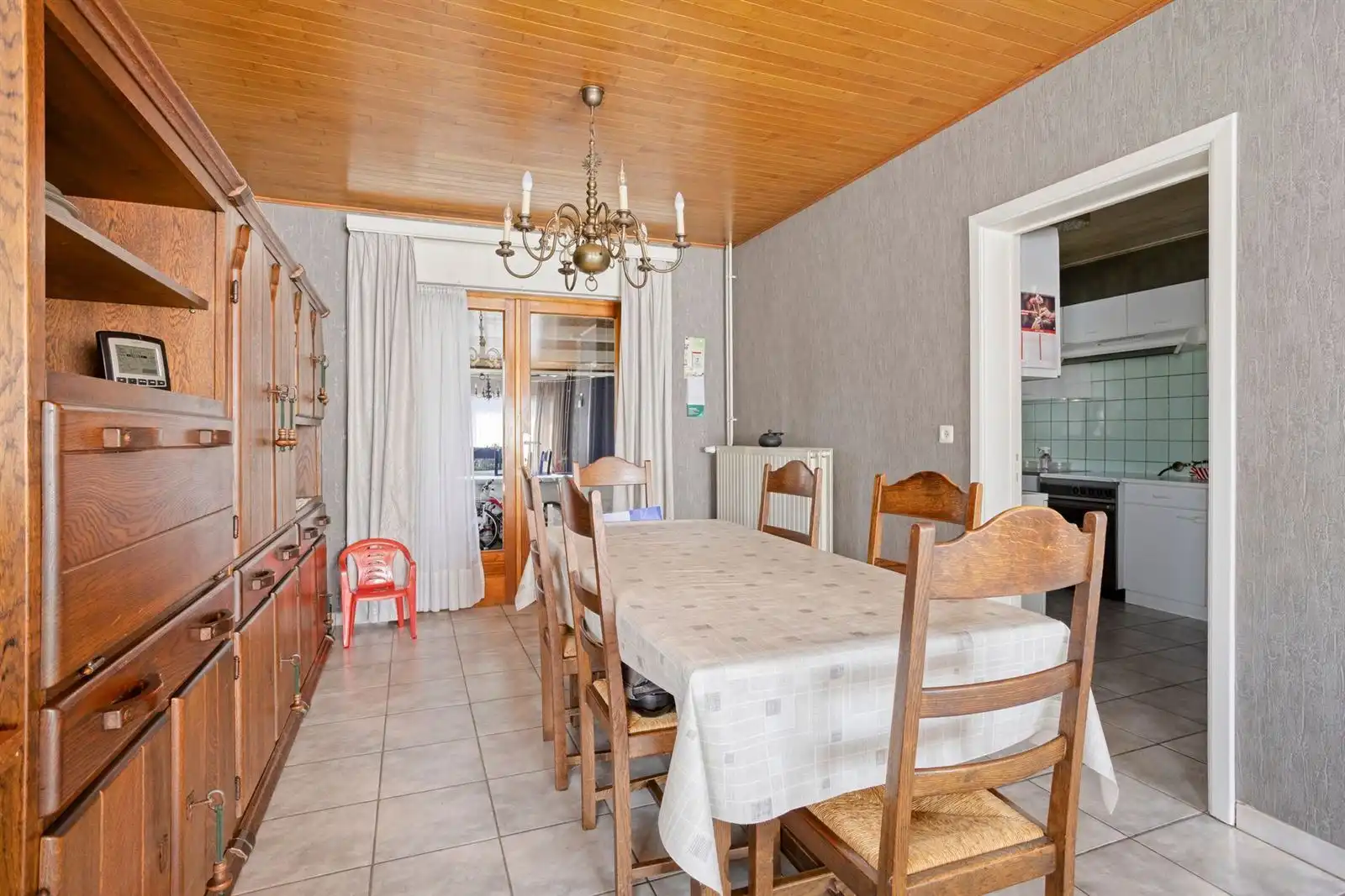 Alleenstaande woning met 3 slaapkamers garage en tuin  foto 7