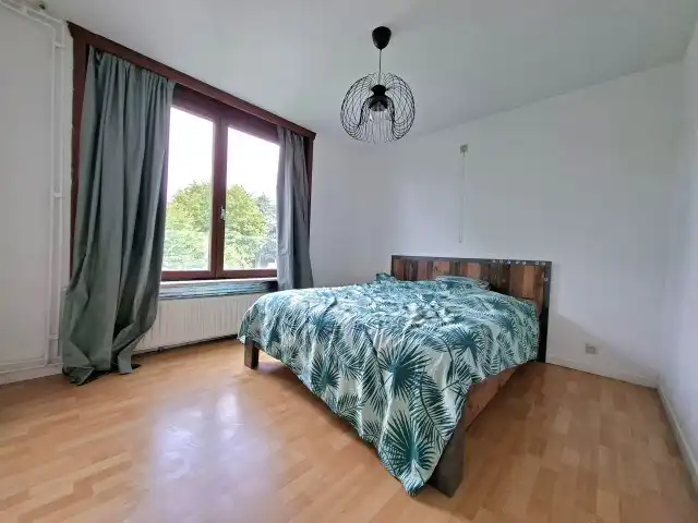 Ruim en Zonnig appartement nabij het station Brugge foto 6