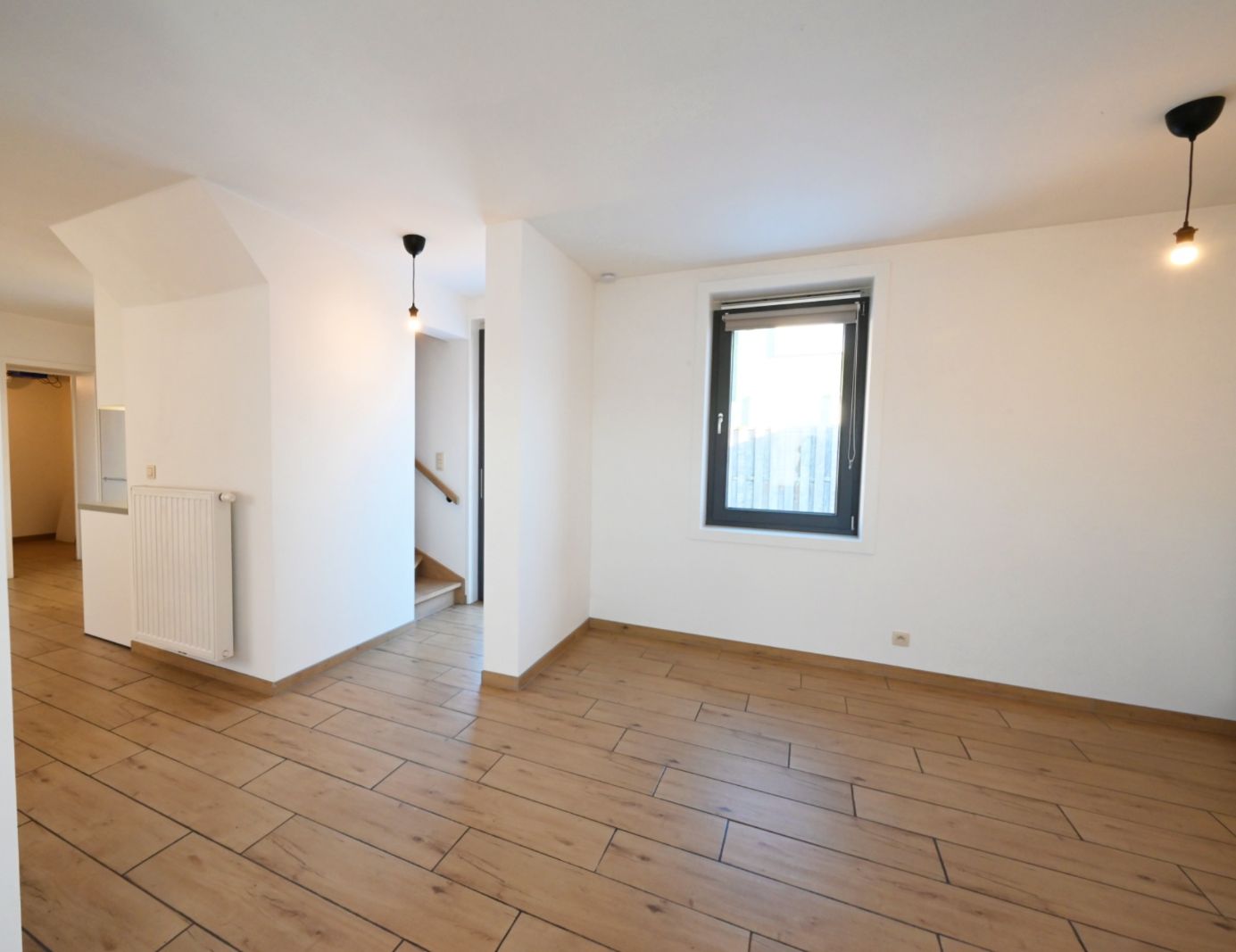 Gerenoveerde woning met centrale ligging in Emelgem! foto 5