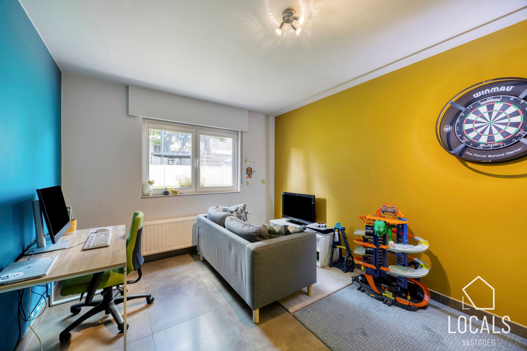 Instapklare halfopen bebouwing met tuin te Okegem foto 14