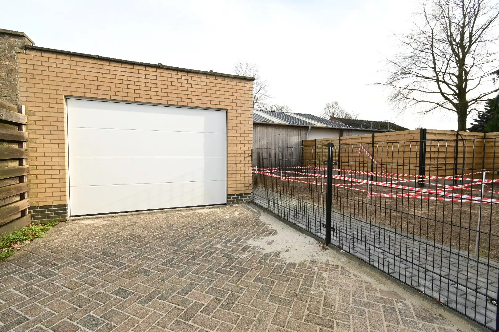 Gerenoveerde bungalow in Maldegem met tuin, terras en garage foto 29