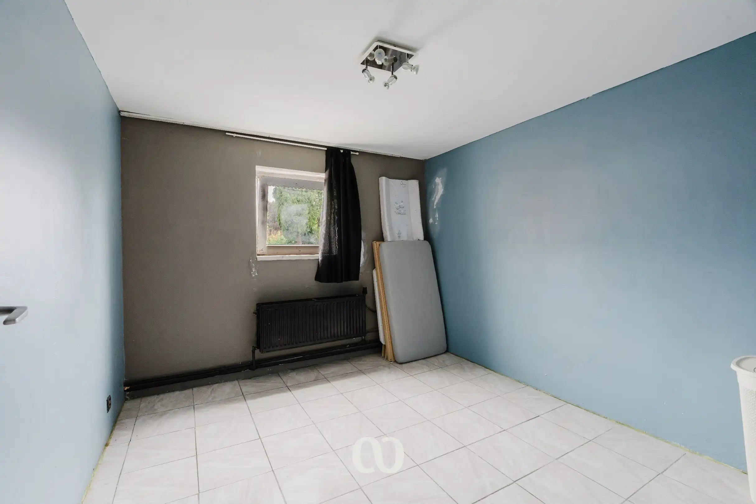 Ruime half open bebouwing op rustige ligging foto 11
