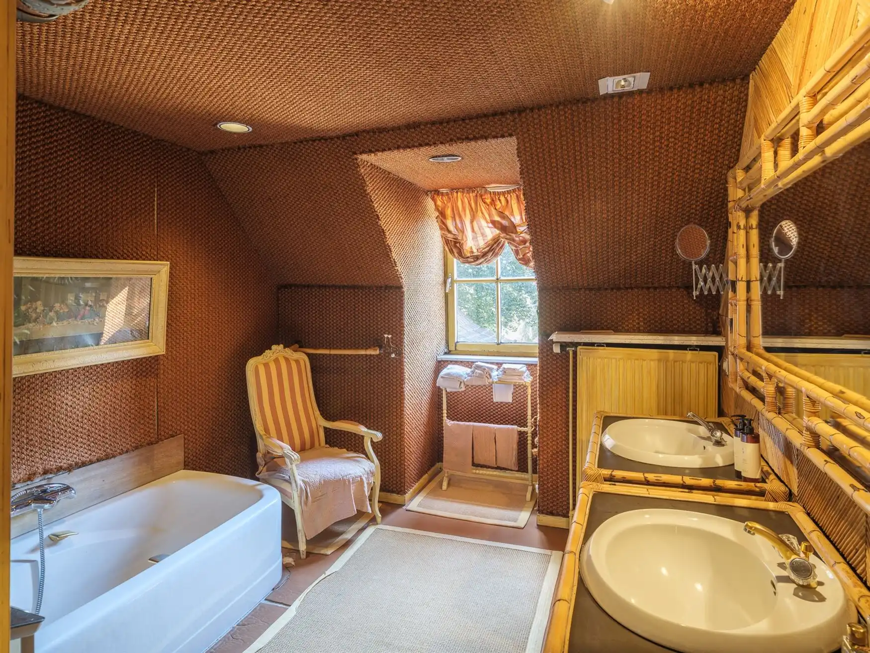 Karaktervilla met subliem uitzicht in de Vlaamse Ardennen foto 11