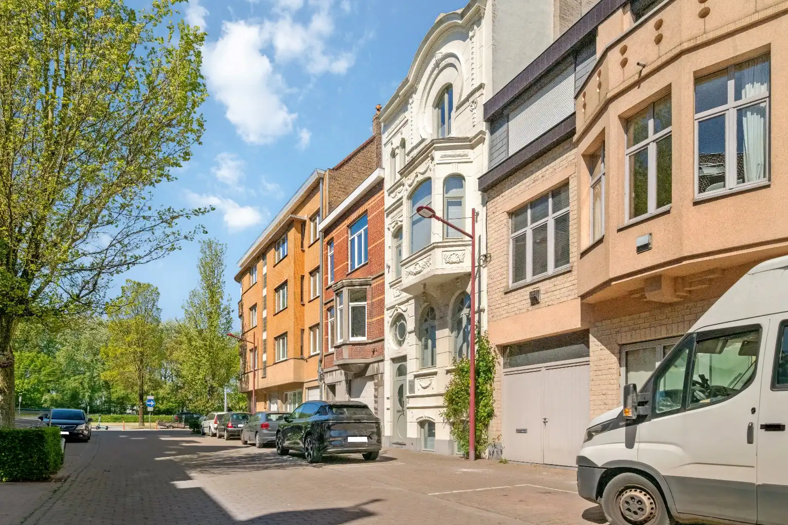 Karaktervol ruim herenhuis foto 2