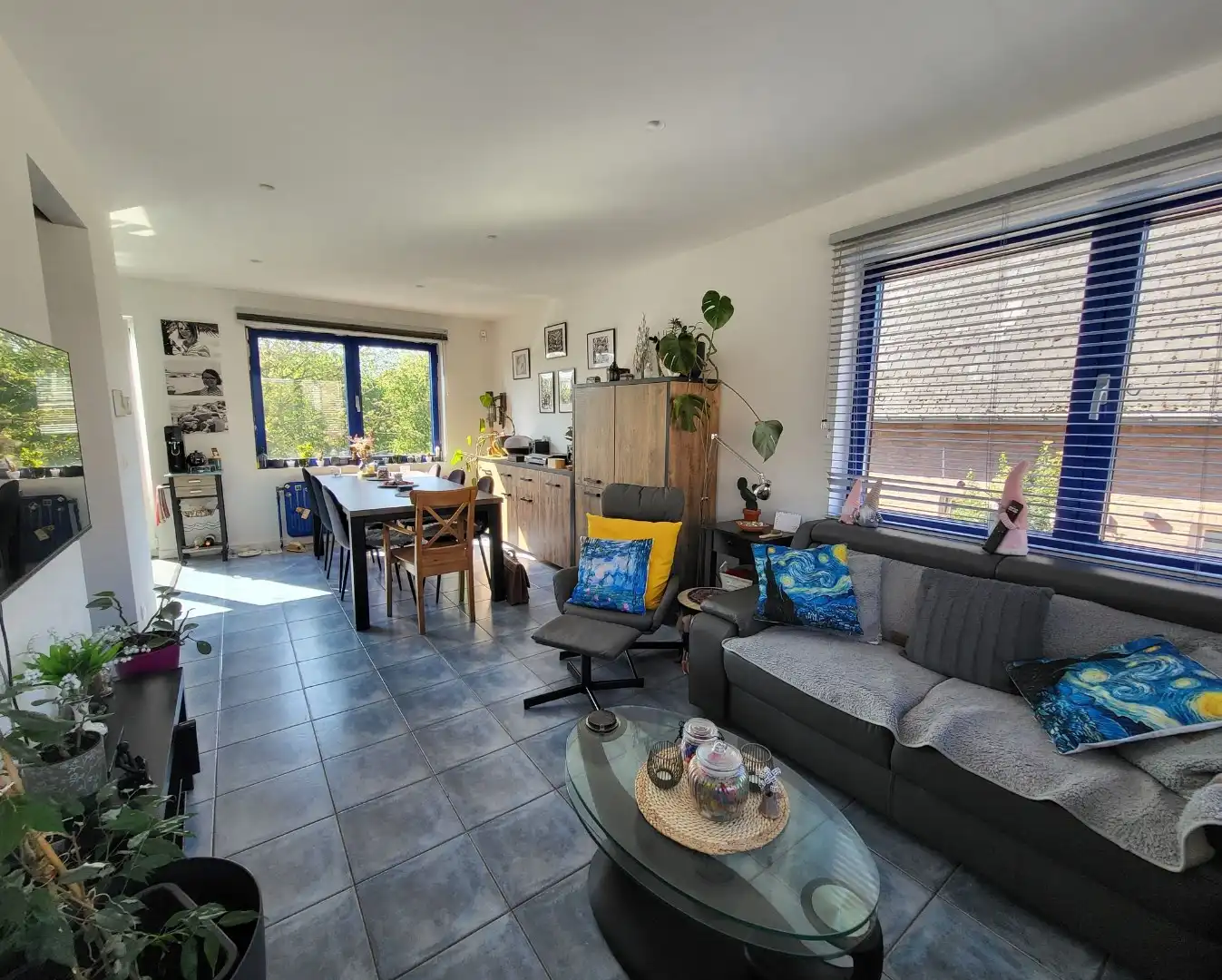 Ruime halfopen bel-etage woning met 4 slaapkamers en garage foto 10