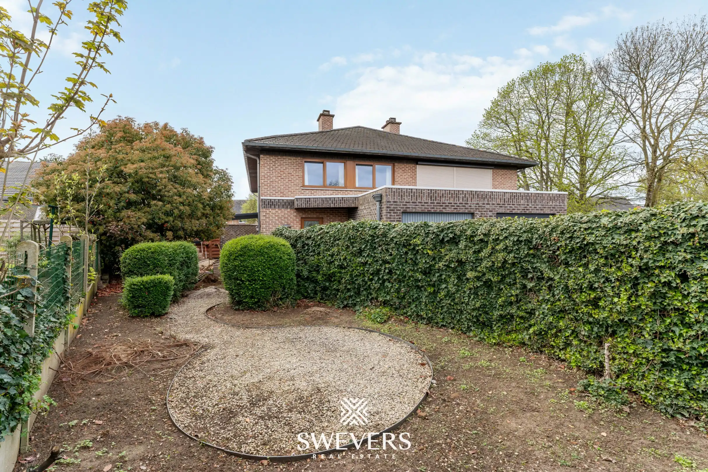 Goed onderhouden woning met twee slaapkamers, nabij de autostrade foto 10