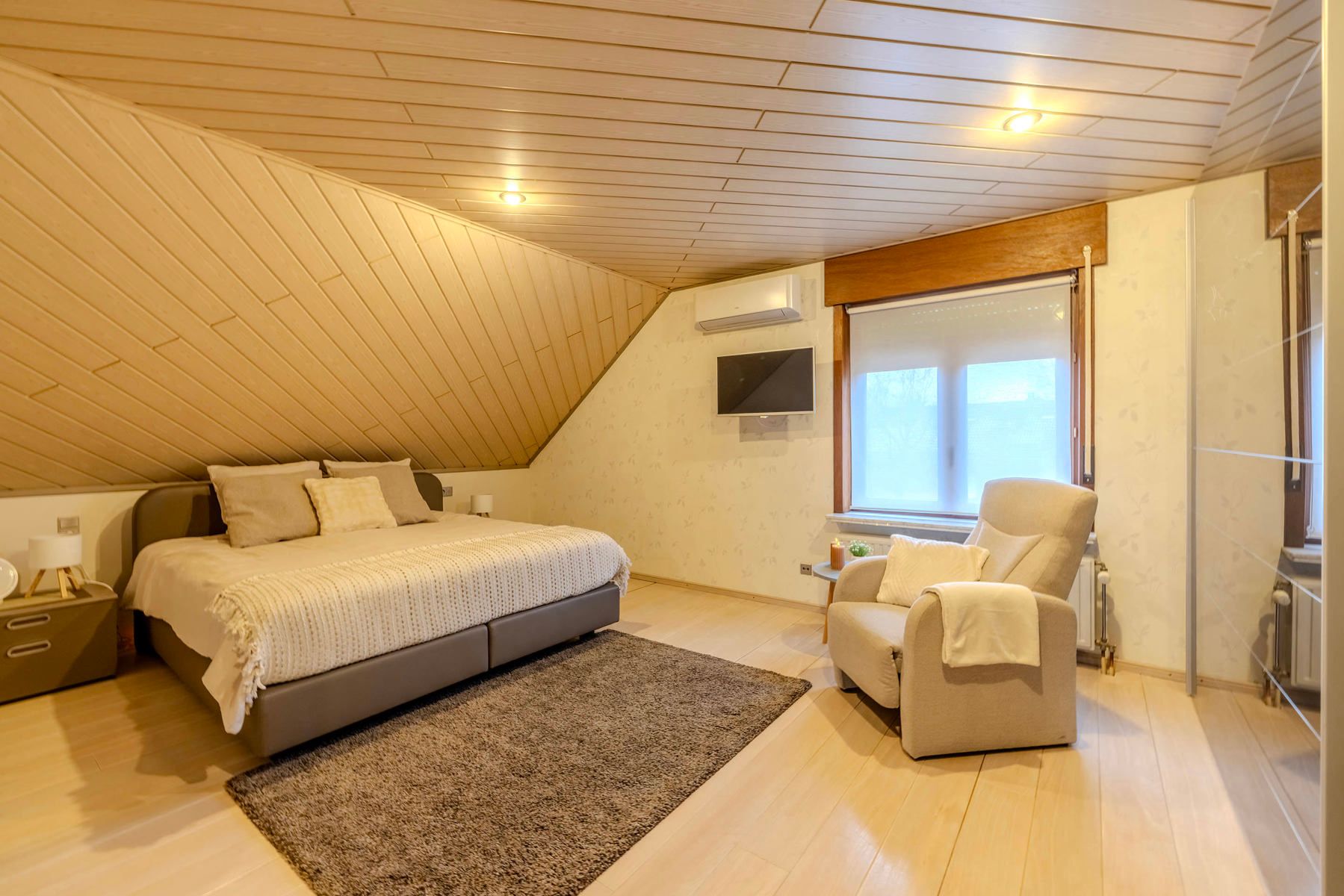 Huis te koop foto 24