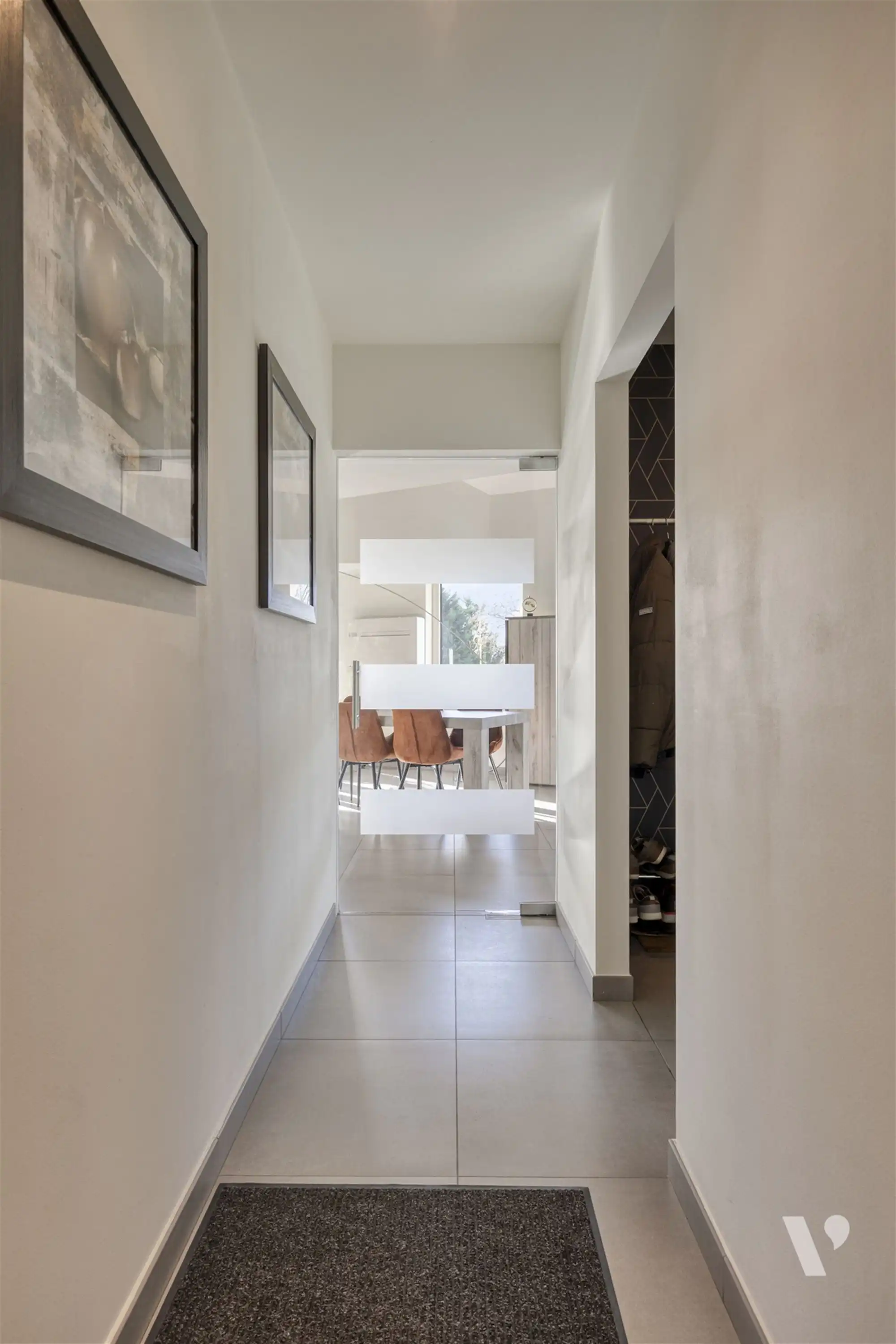 Instapklare penthouse-duplex met garage en berging foto 3