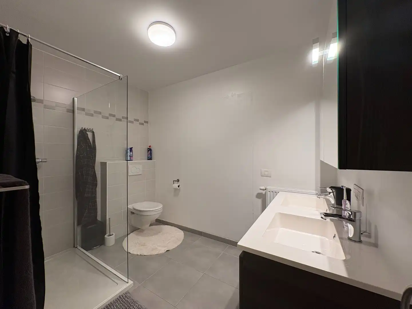 Zeer rustig gelegen en mooi afgewerkt appartement foto 7