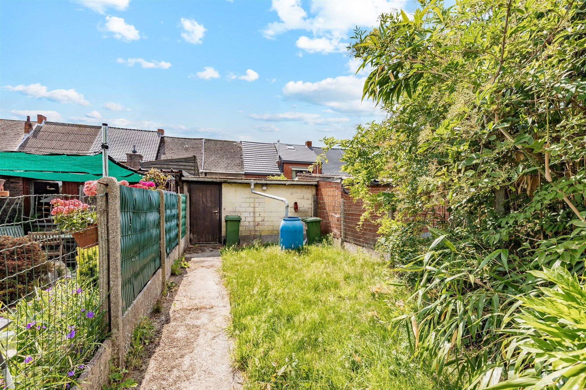 Leuke instapklare rijwoning op een rustige ligging in Wetteren foto 20