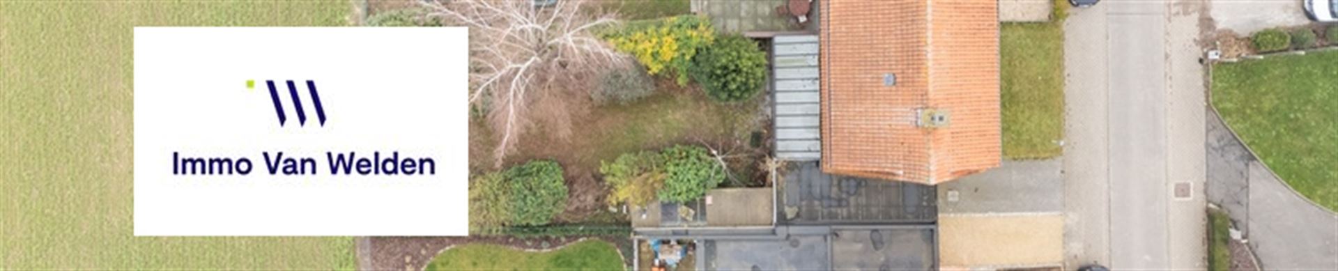 Te renoveren halfopen woning met garage en tuin in landelijke omgeving te Wortegem-Petegem. foto 8