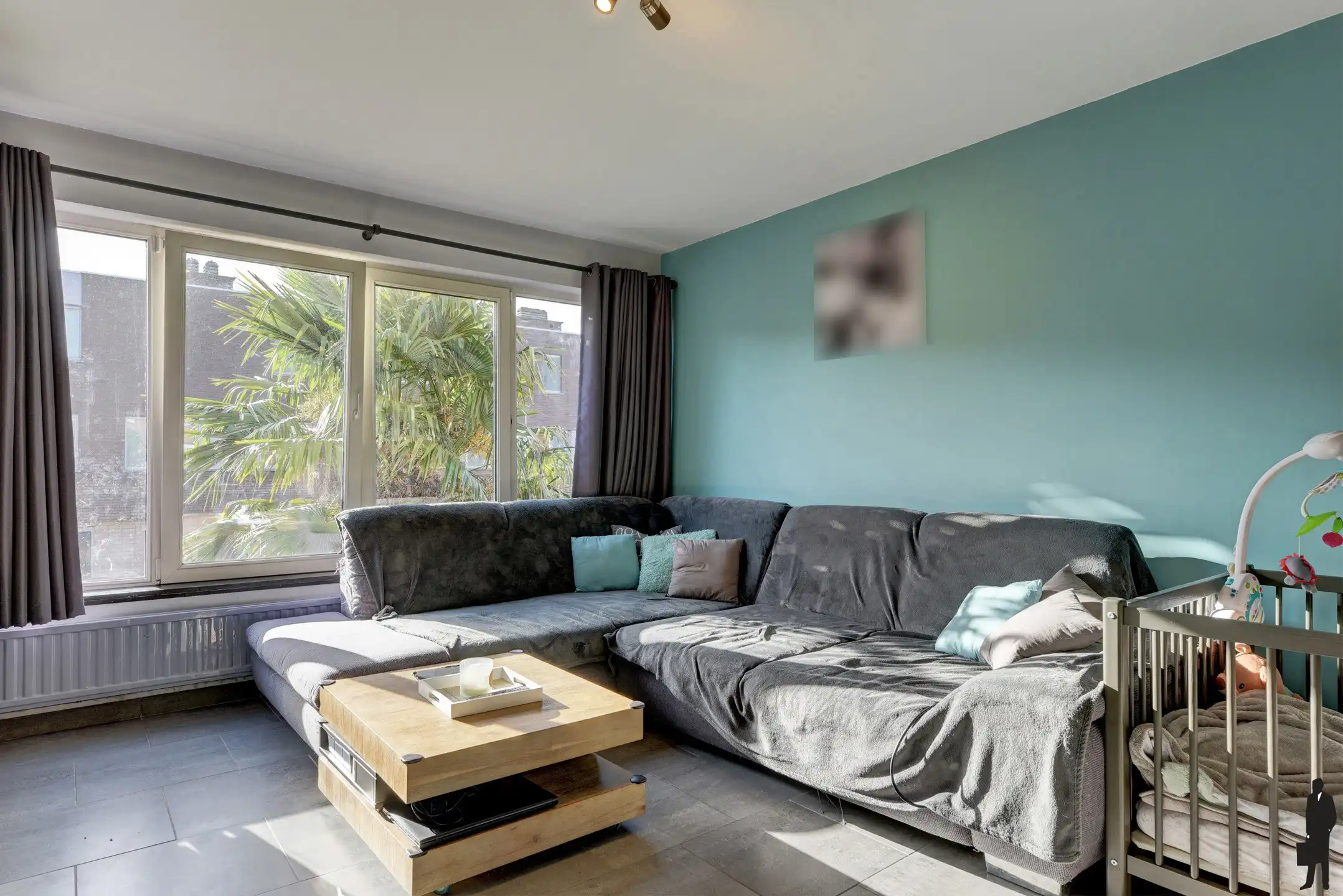 Ruim, lichtrijk appartement met 2 slpk., terras en garage foto 3