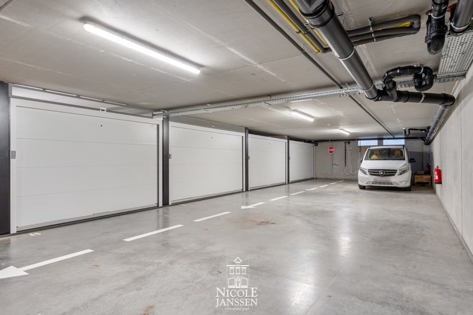 Exclusief penthouse met drie terrassen en vier garageboxen in de prachtige Residentie ILEX foto 34