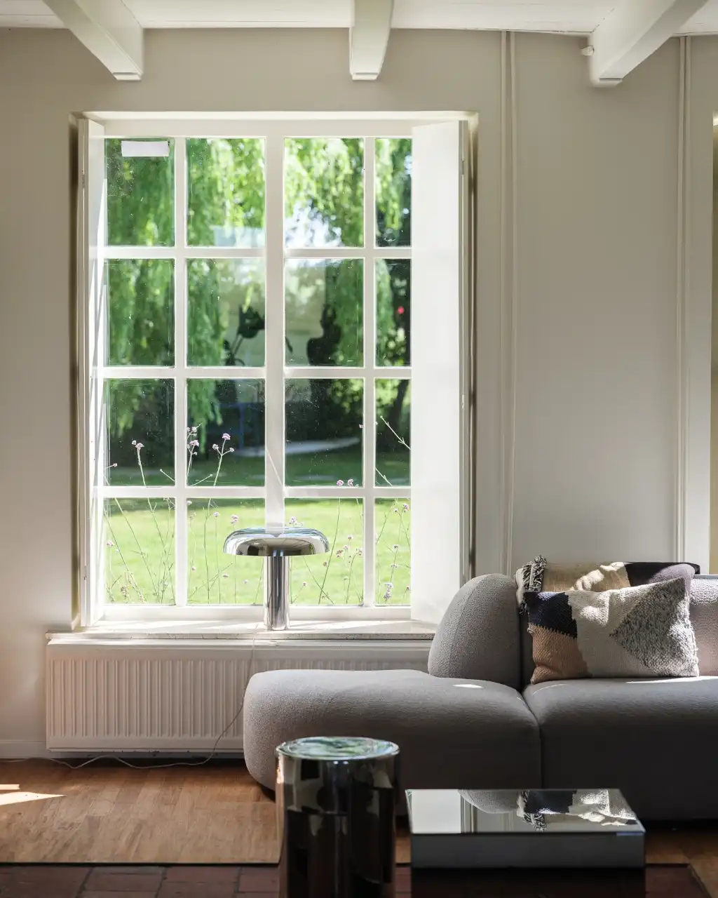 Breskens – Uitzonderlijke eigendom waar authenticiteit, karakter en strakke architectuur naadloos in elkaar samenvloeien op een exclusieve locatie tussen de velden en op een boogscheut van het strand. foto 21