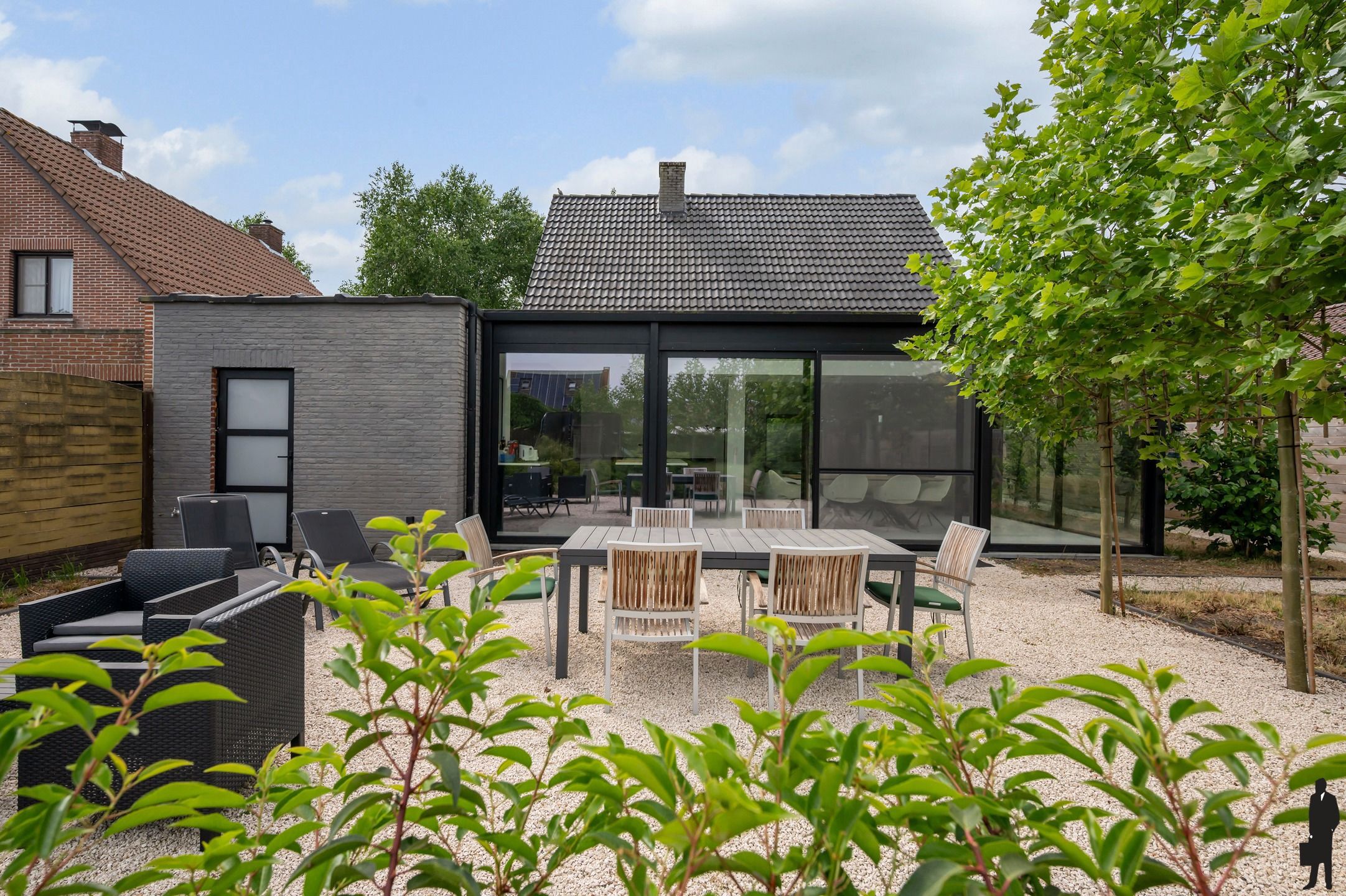 Instapklare woning in doodlopende straat! foto 24