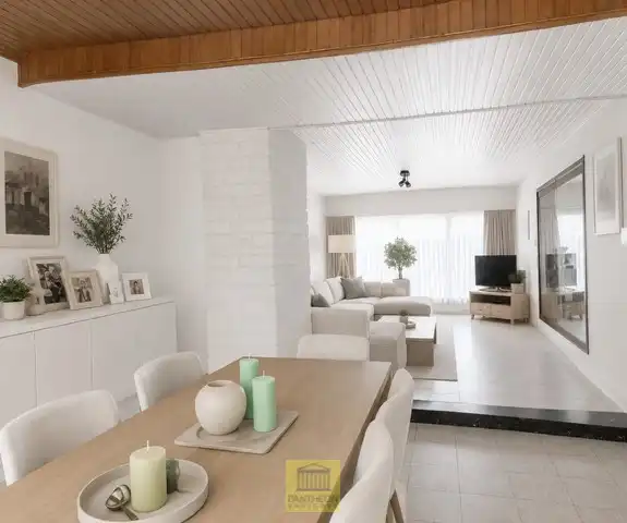 Ruime woning met 3 slpk op een perceel van 591 m² foto 2
