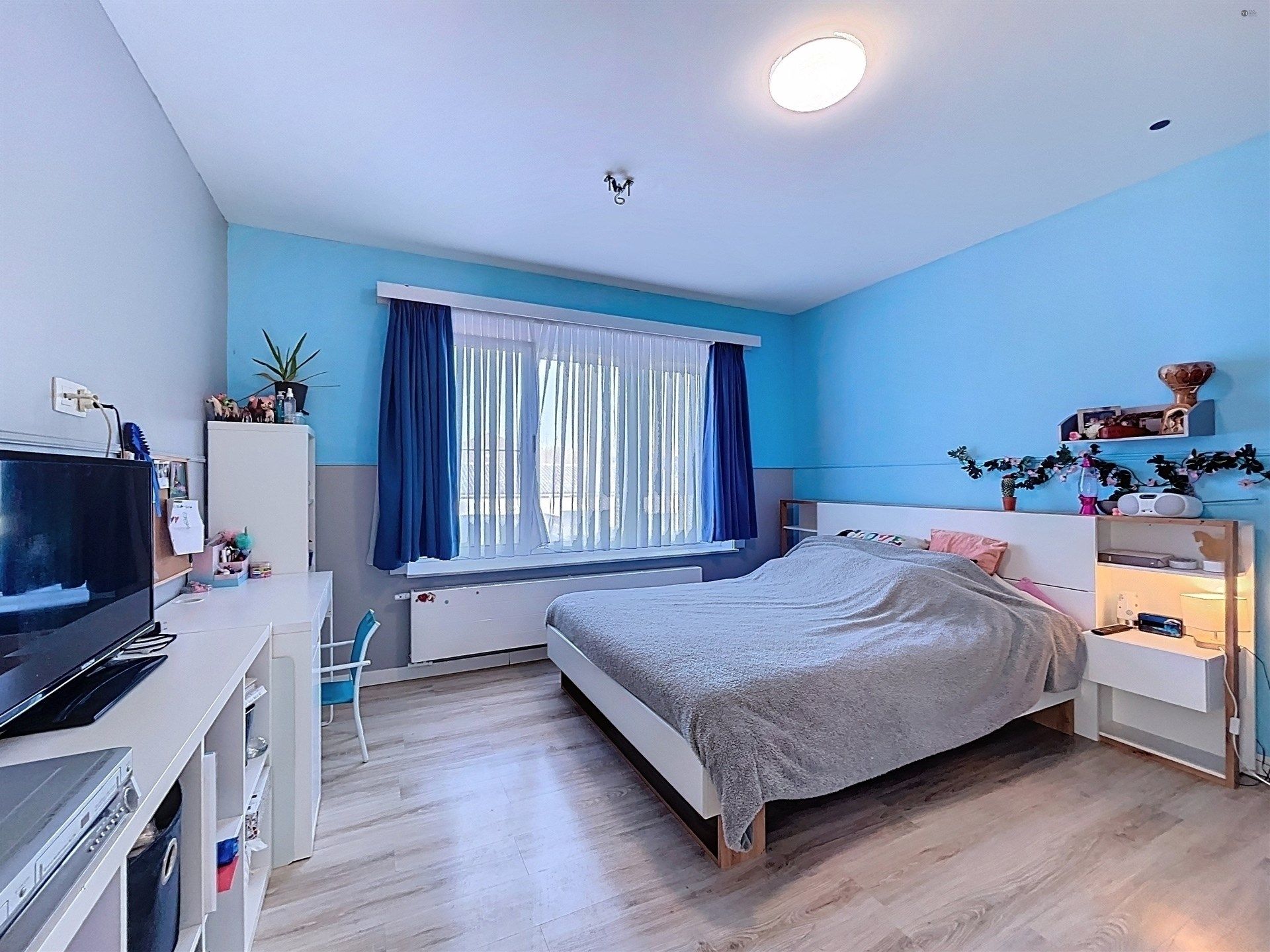 instapklare gezinswoning met 4 slp, aparte studio en 3 badkamers op perceel van 453m²  foto 9