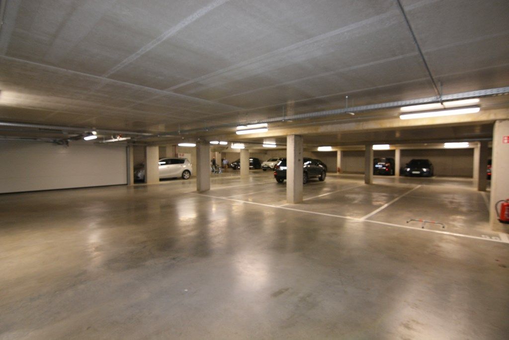 Modern energiezuinig appartement met 2 slpks, terras, autostaanplaats en kelderberging. foto 18