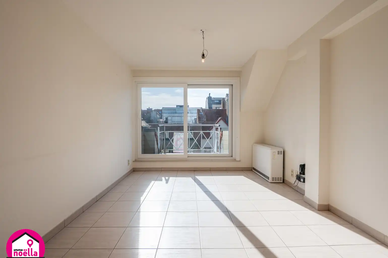 Te koop Westende ,centraal gelegen 2 slaapkamer appartement! foto 5