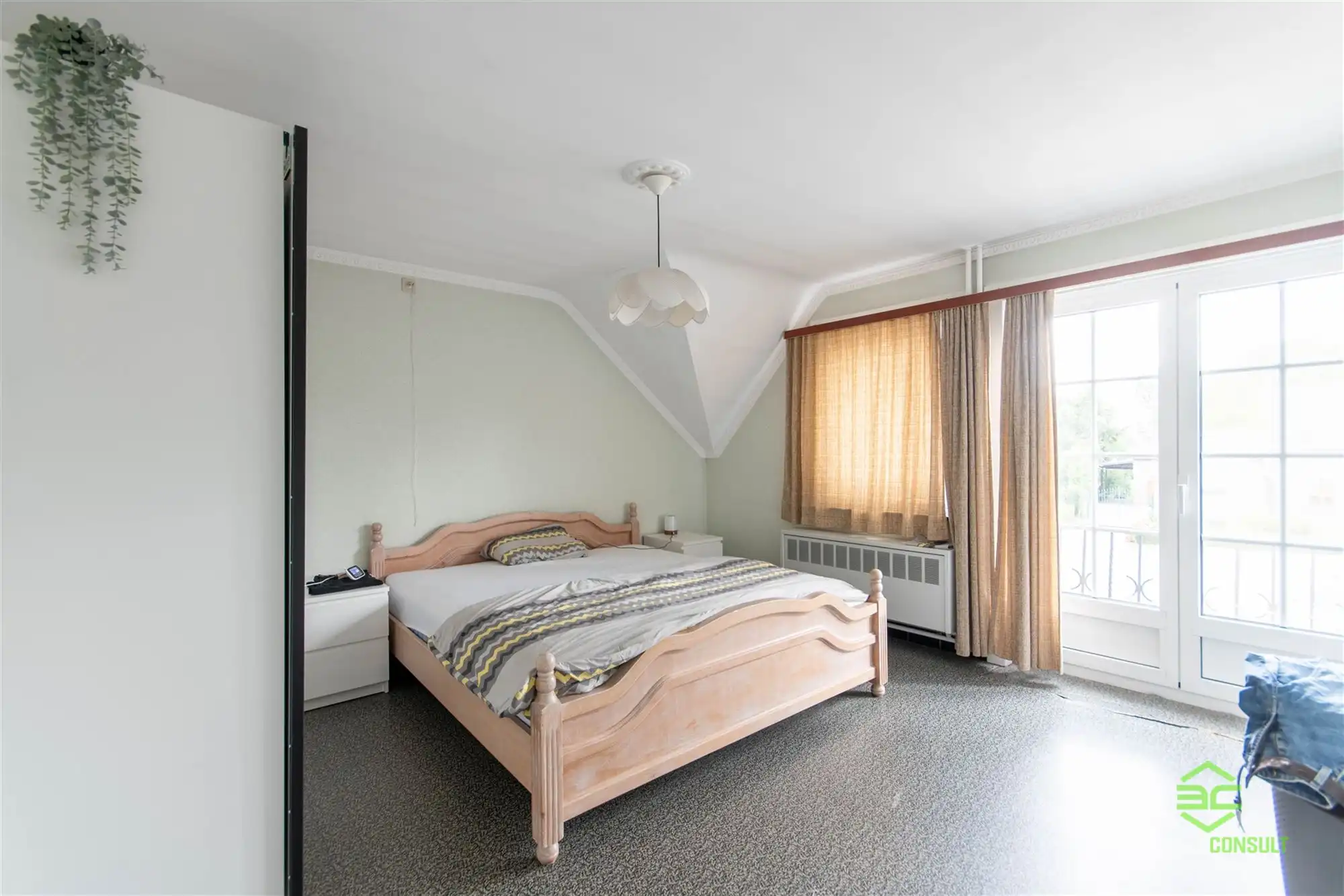 Zeer ruime gezinswoning met achtergelegen loods van 125m²! foto 10