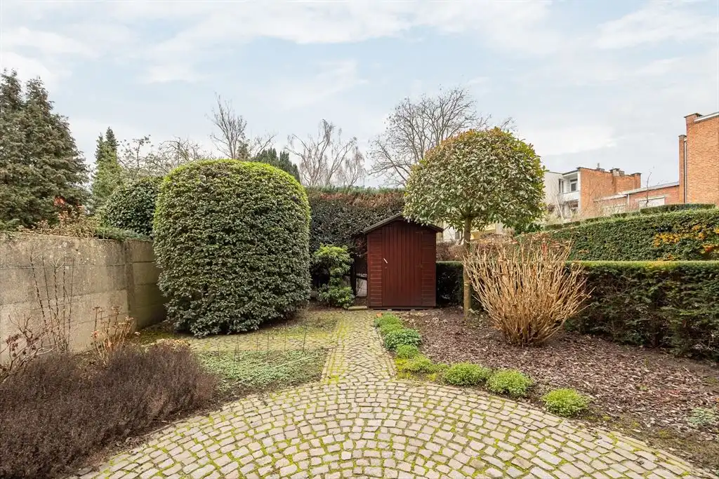 Gelijkvloers appartement met tuin en autostaanplaats foto 8