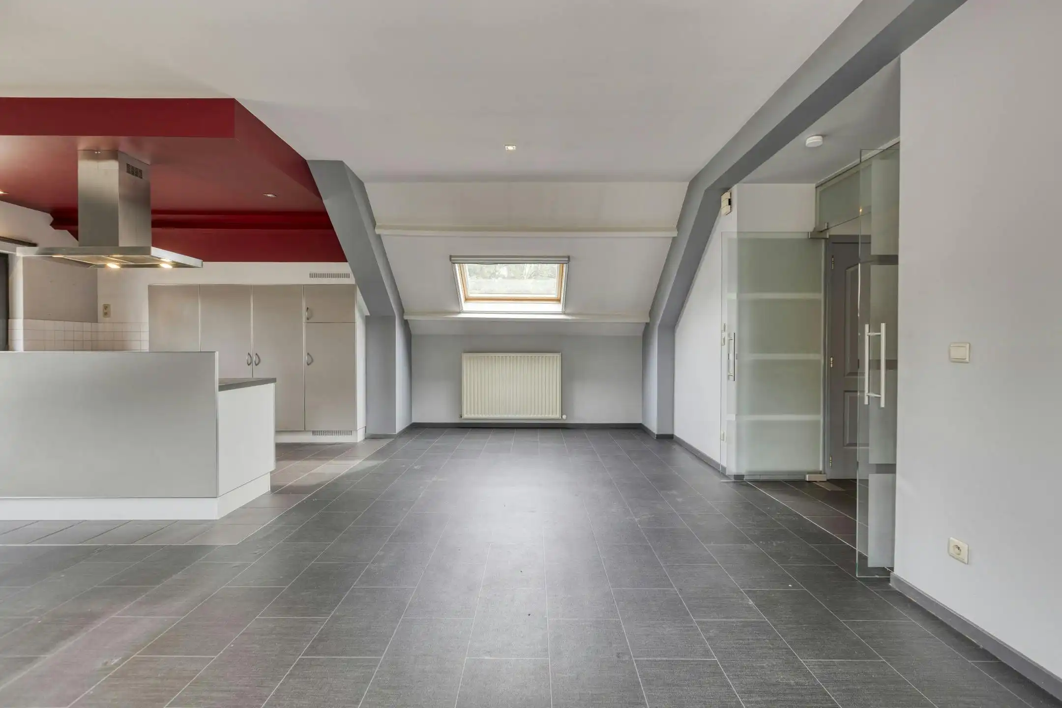 Opbrengsteigendom met 2 appartementen en hangaar te Lummen foto 33