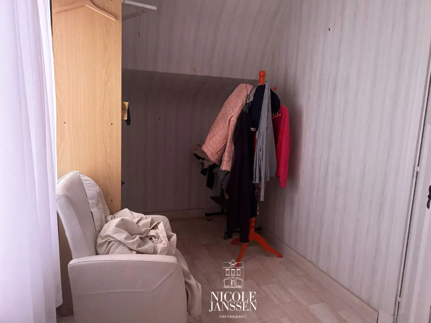 Te renoveren woning foto 6