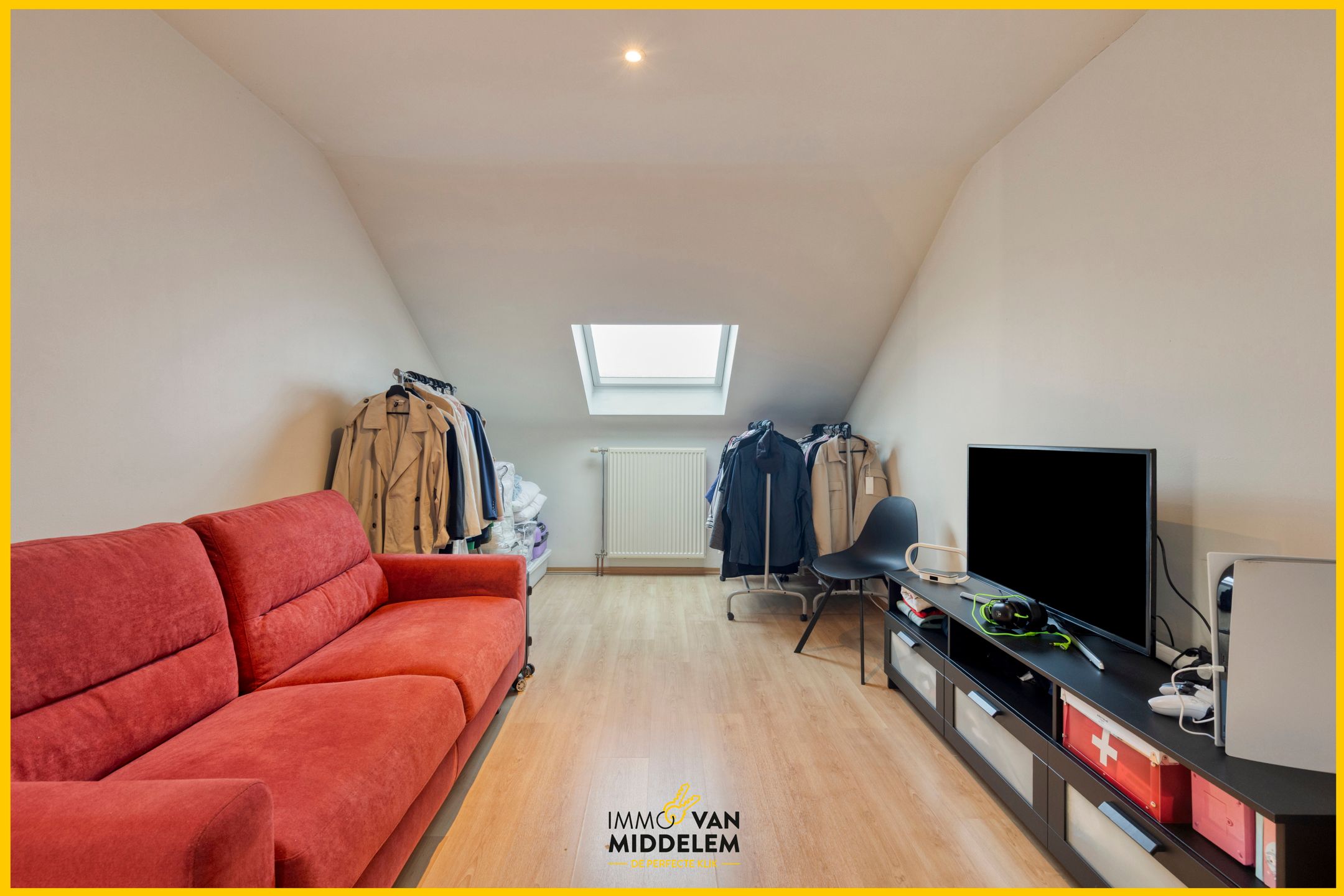 VERZORGDE WONING MET 3 SLPK, TUIN EN GARAGE foto 17