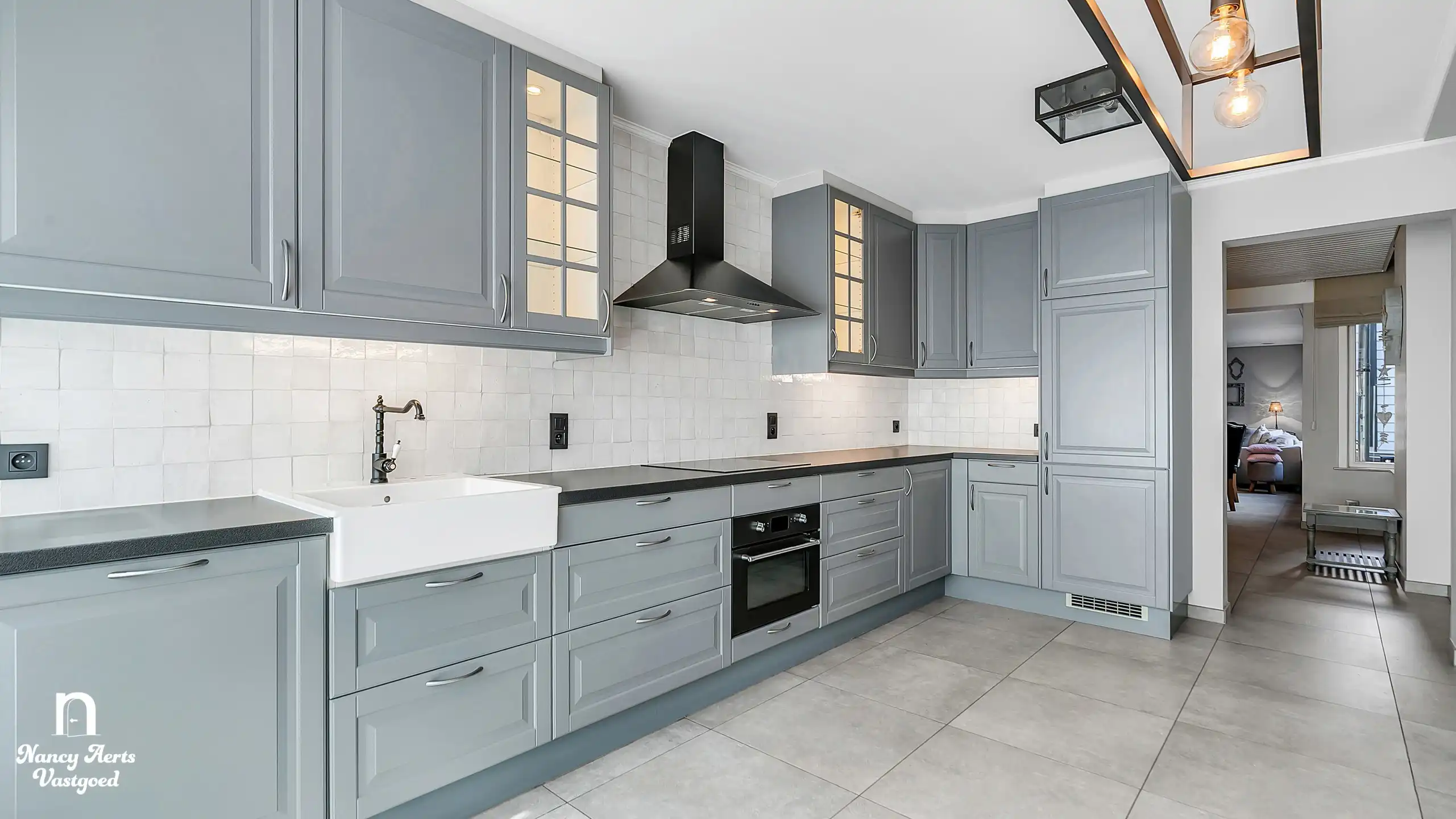 Gezinsappartement met 4 slaapkamers en polyvalente ruimte foto 4