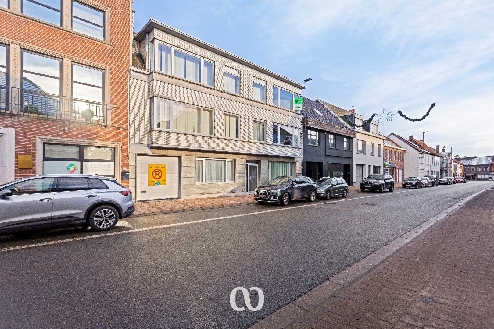 Instapklaar appartement met garagebox in Eine foto 11