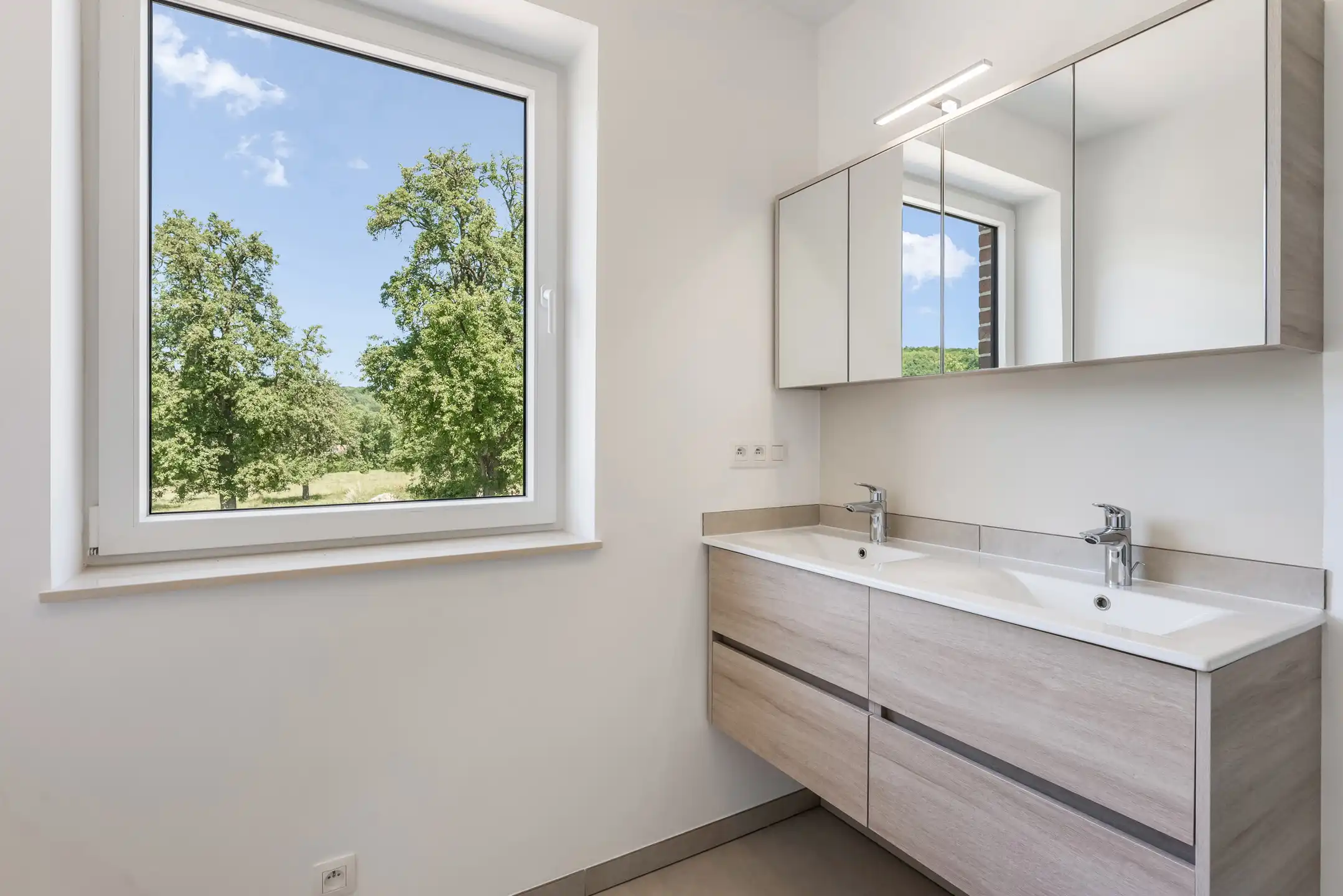 BEN-woning met dubbele garage  foto 16