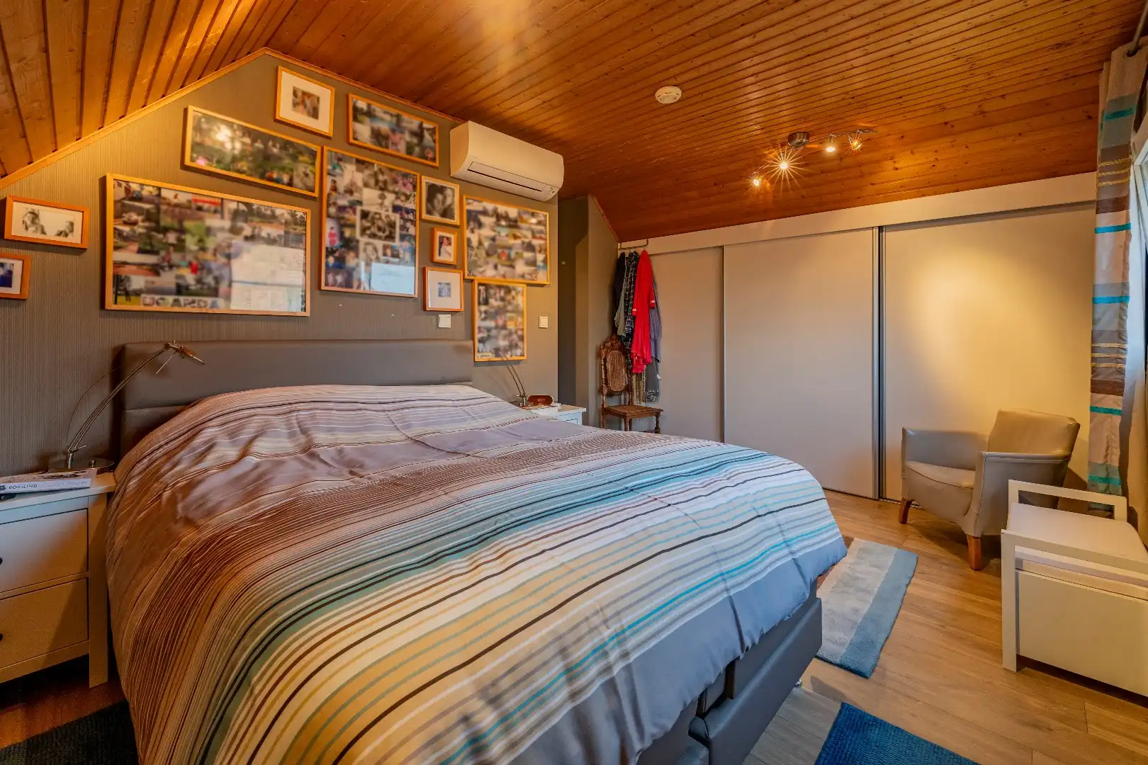 Gerenoveerde open bebouwing te koop te Lievegem foto 12