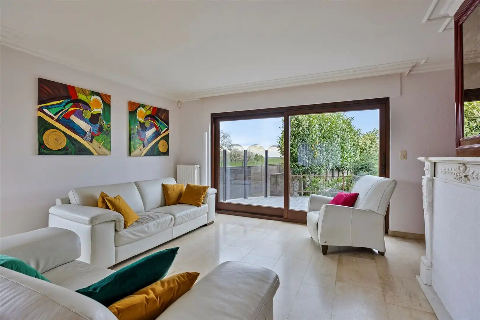 Exclusieve Villa met Luxe afwerking en idyllische tuin. foto 12