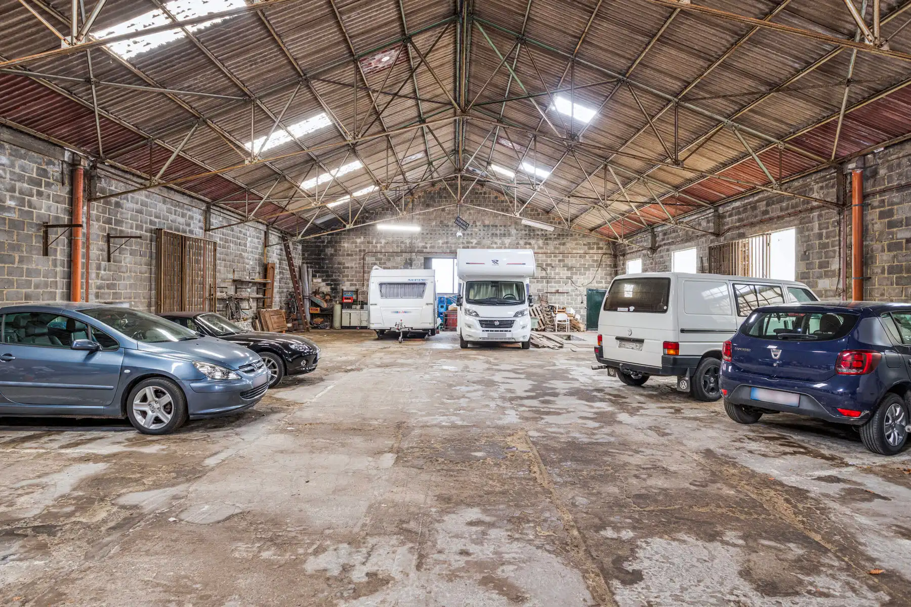 Solide woonst met vergunde loods 450 m2 + atelier (65 m²)  foto 4