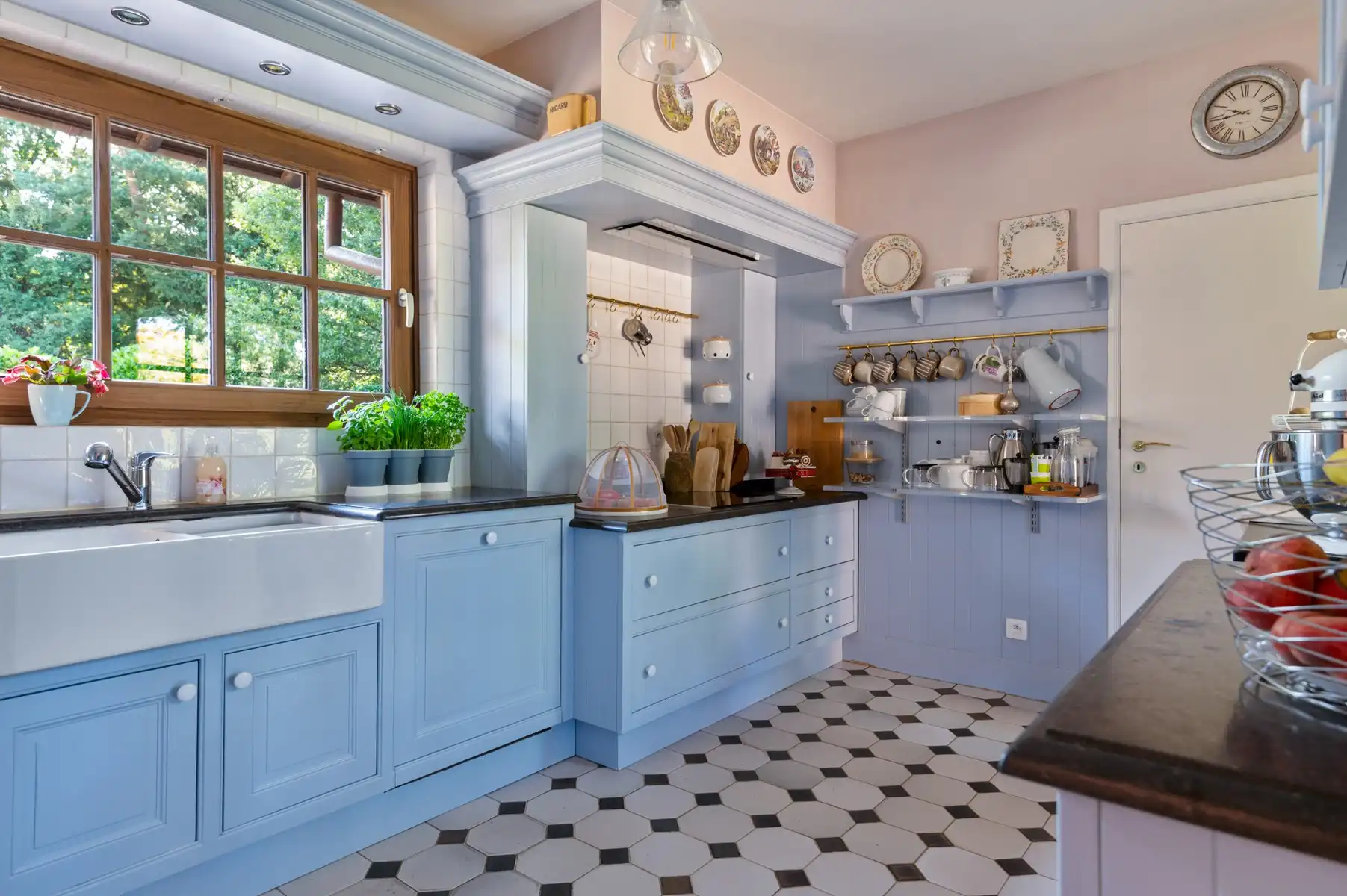 Vlassak-Verhulstvilla op uitstekende locatie foto 16