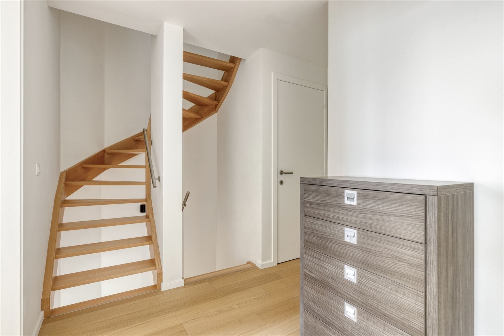 Nieuwbouwwoning foto 9