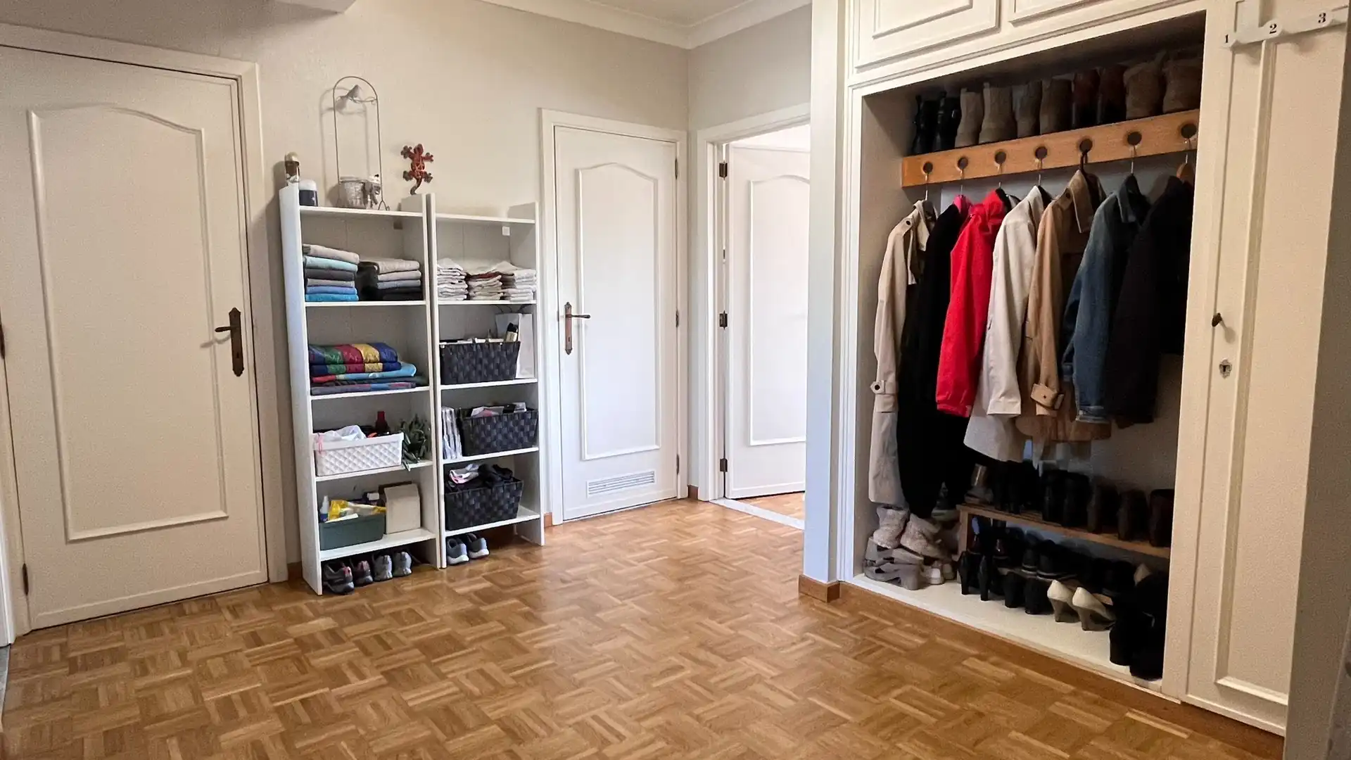 Appartement met drie slaapkamers, terras, kelderberging en garage. foto 12