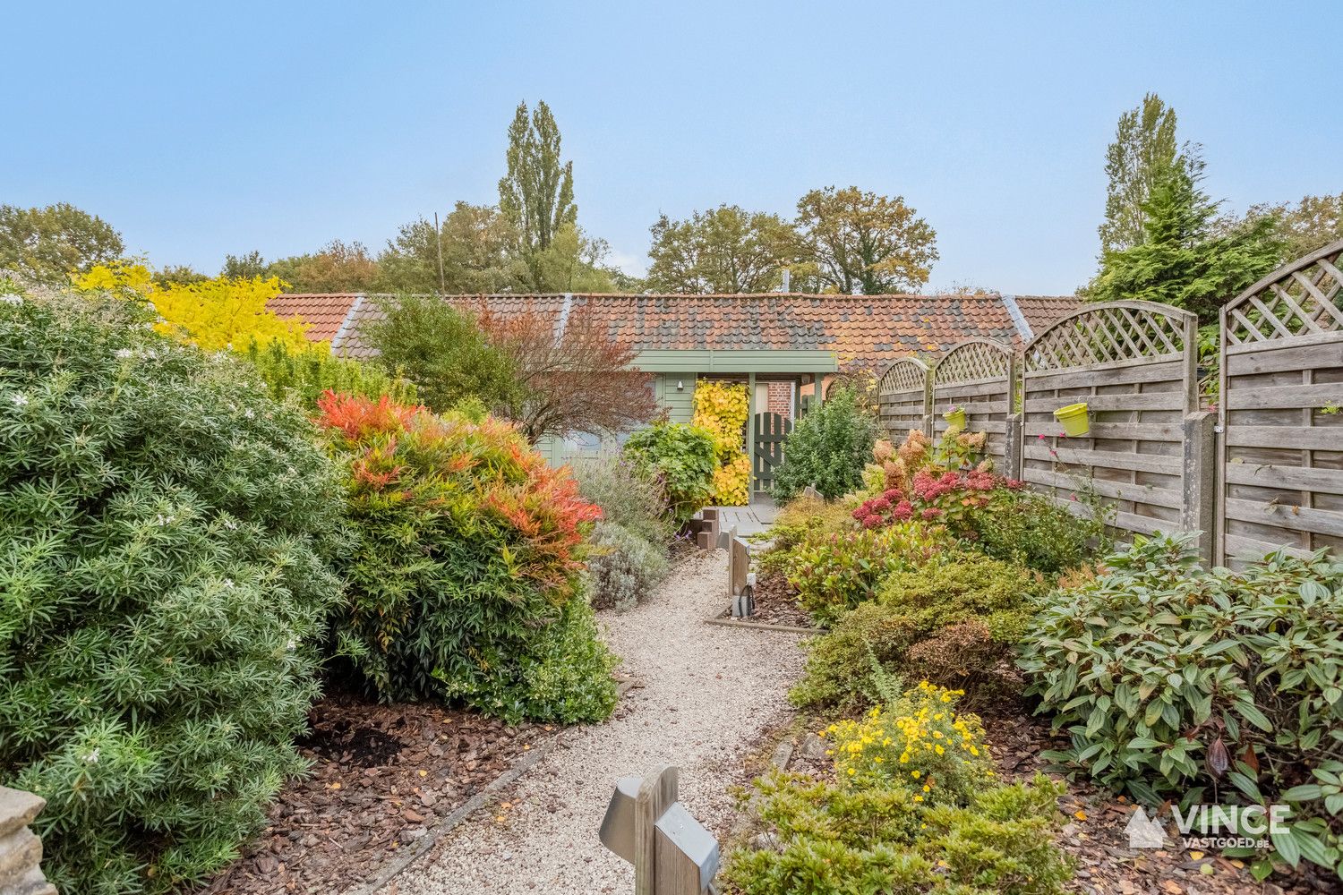 Gezellige rijwoning met tuin en garage in rustige doodlopende straat te Ekeren foto 31