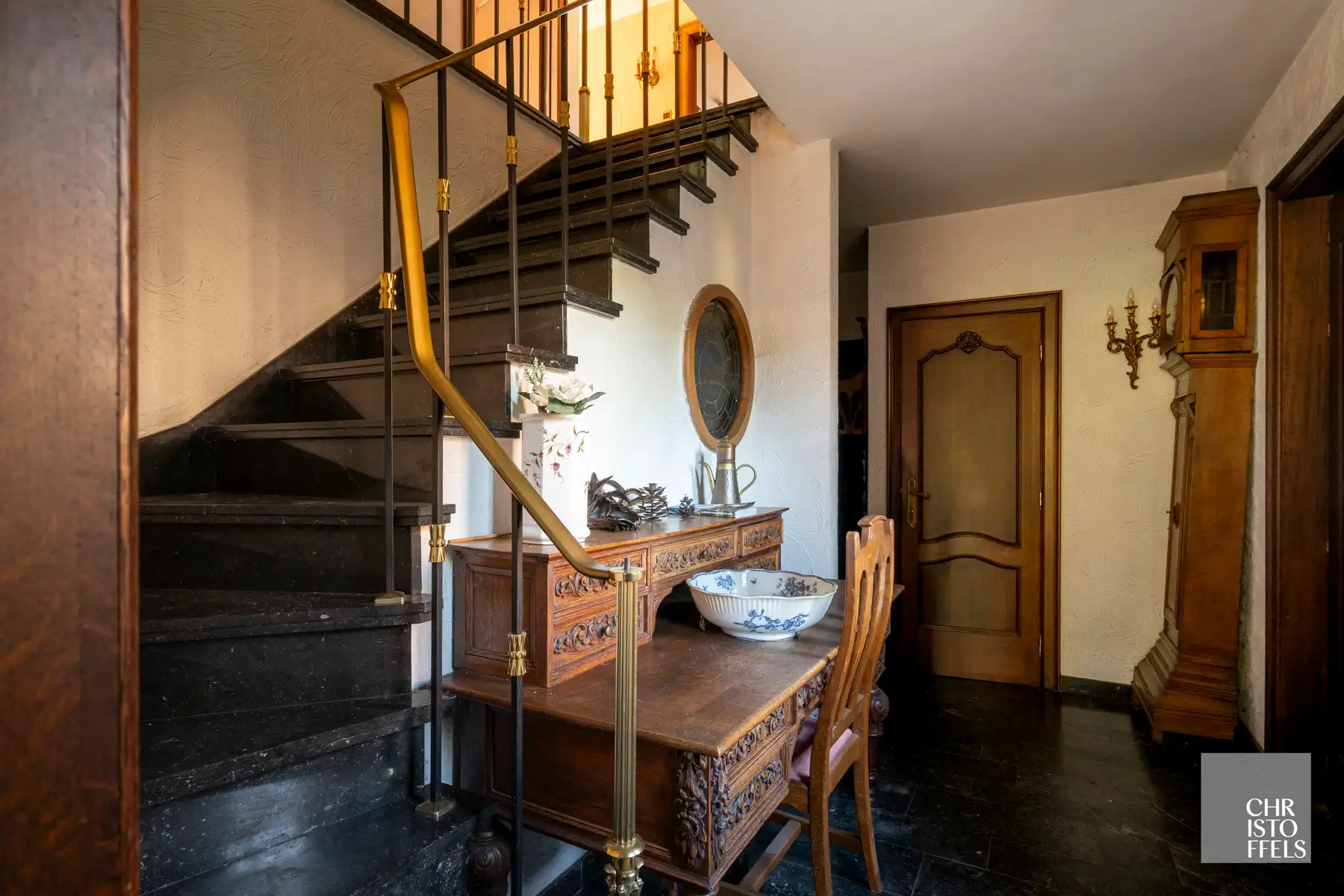 Te renoveren landhuis met bijgebouw van ca 70m² op perceel van 1.390 m²  foto 11