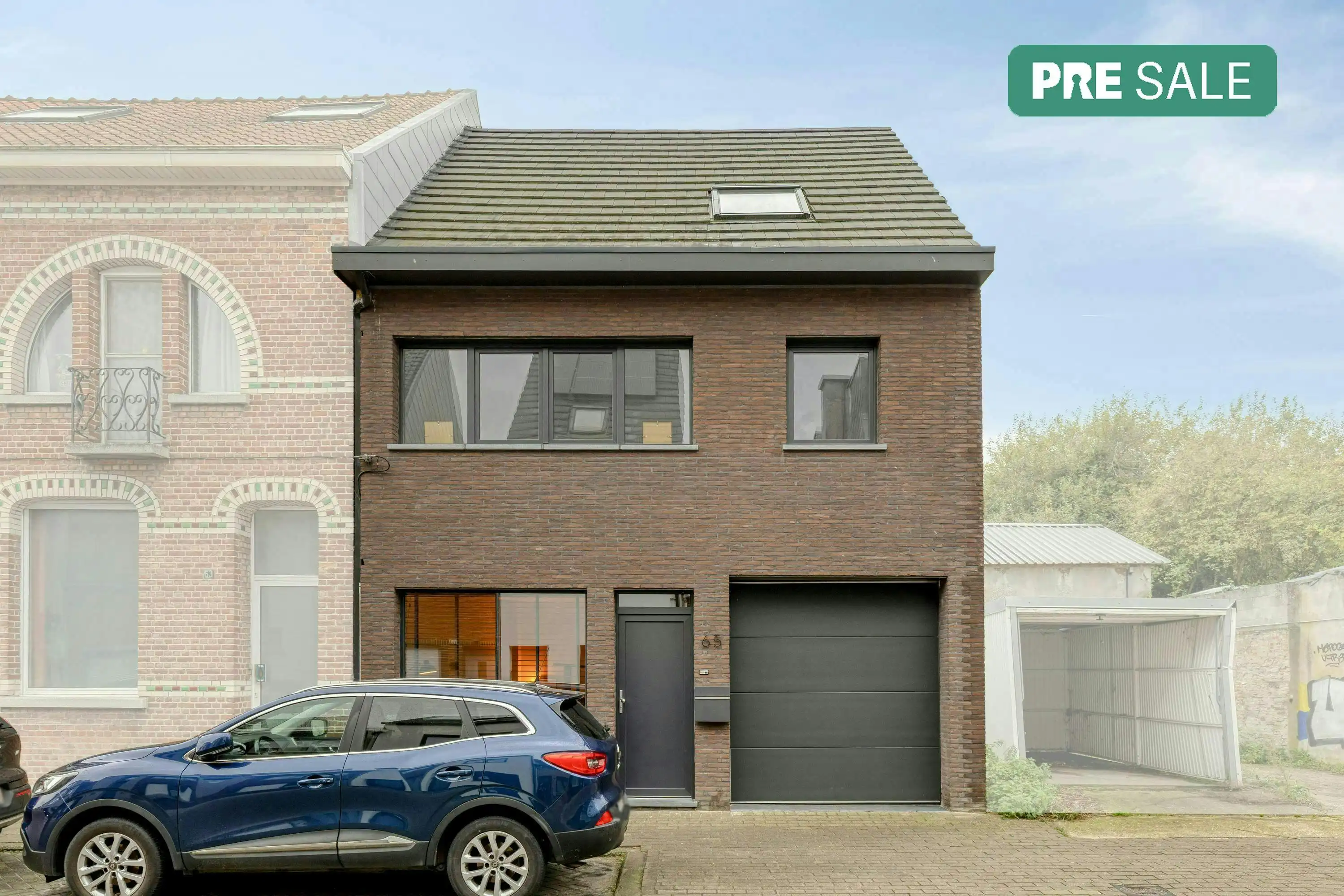 Recent gerenoveerde en energiezuinige woning centrum Beveren foto {{pictureIndex}}