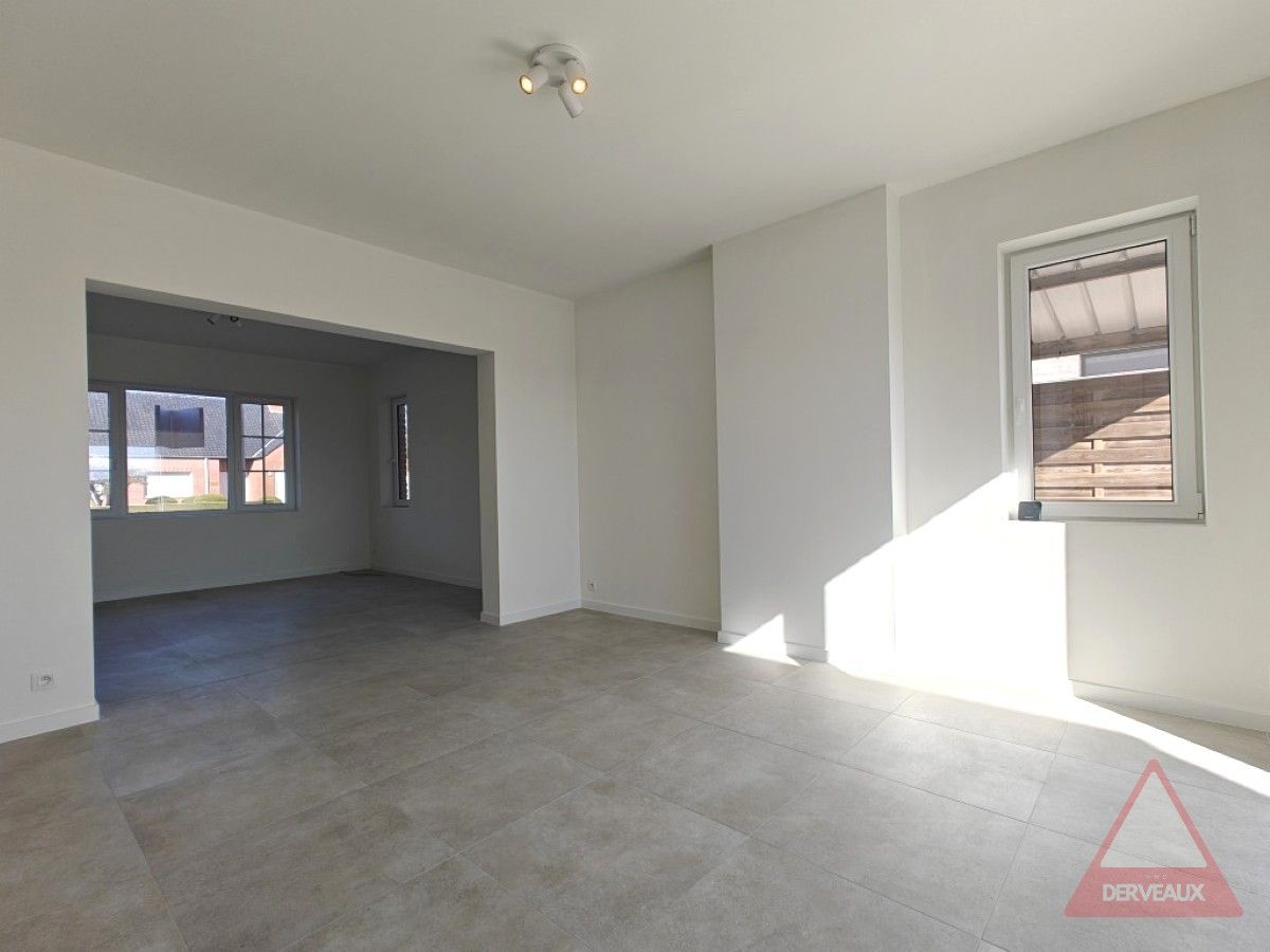 Ledegem - Halfopen instapklare woning foto 6