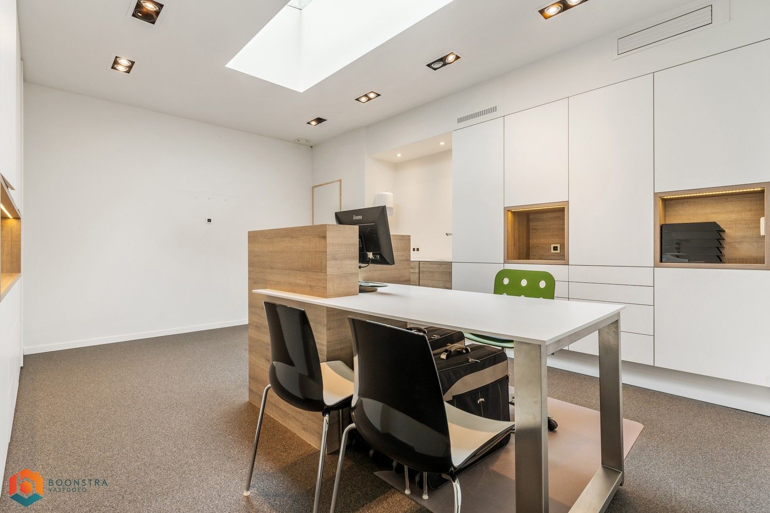 Ruime woning met dubbele praktijkruimte te Boom foto 28