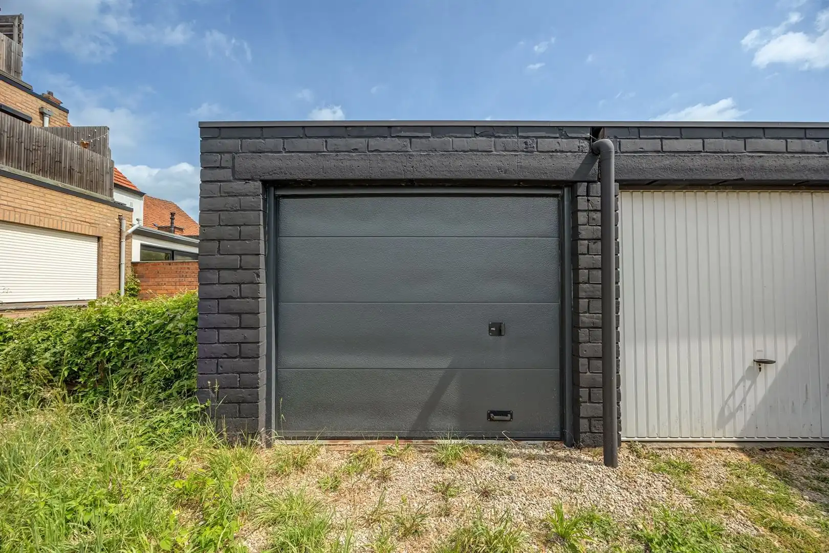 Gerenoveerd 2-slaapkamerappartement met garage in Kontich foto 10