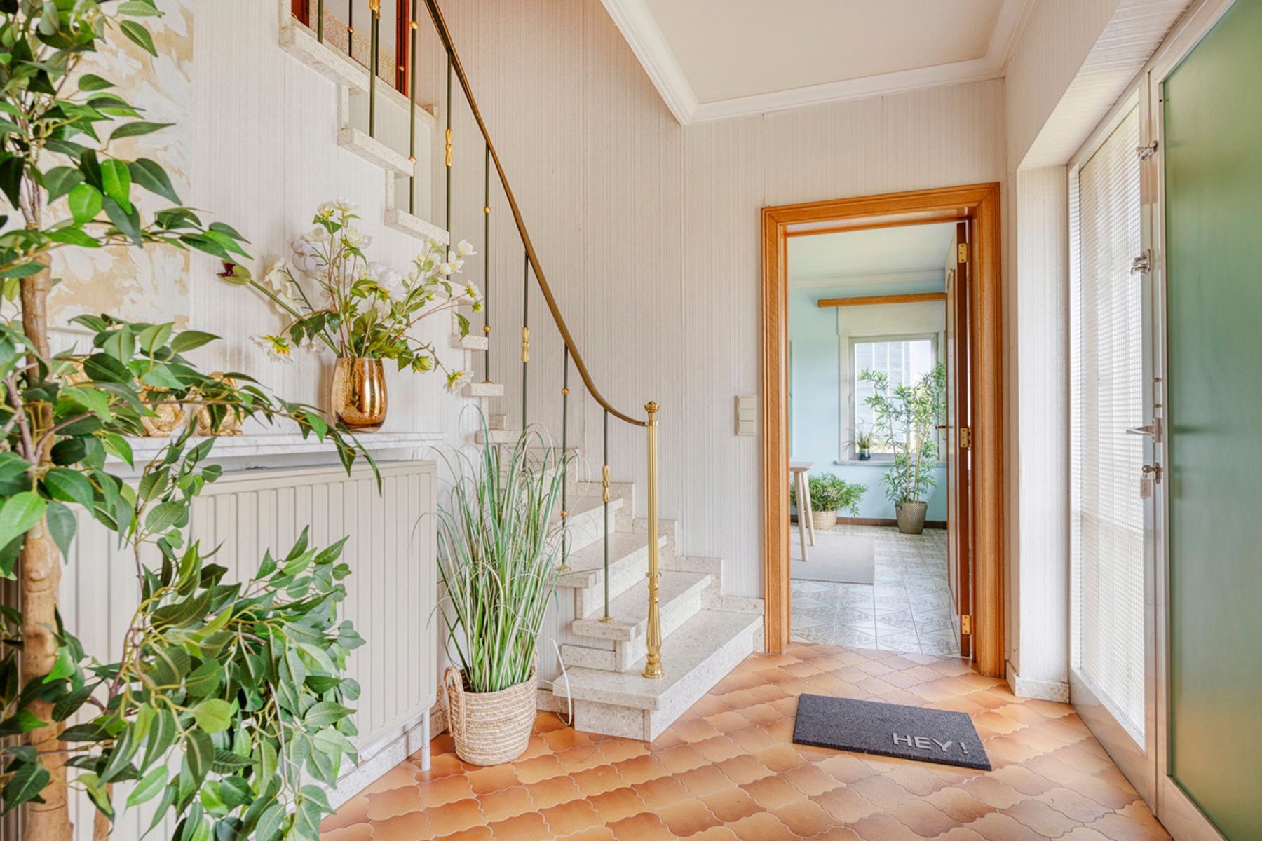 Ruime woning met potentieel op perceel van 13a70ca. foto 8
