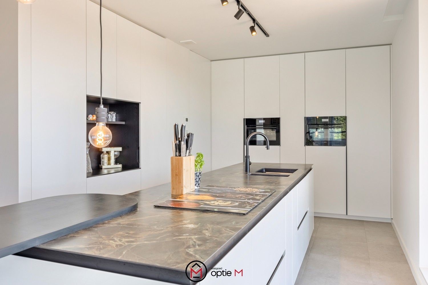 Ruim Luxeappartement van 216 m² in Residentie Zuidzicht foto 8